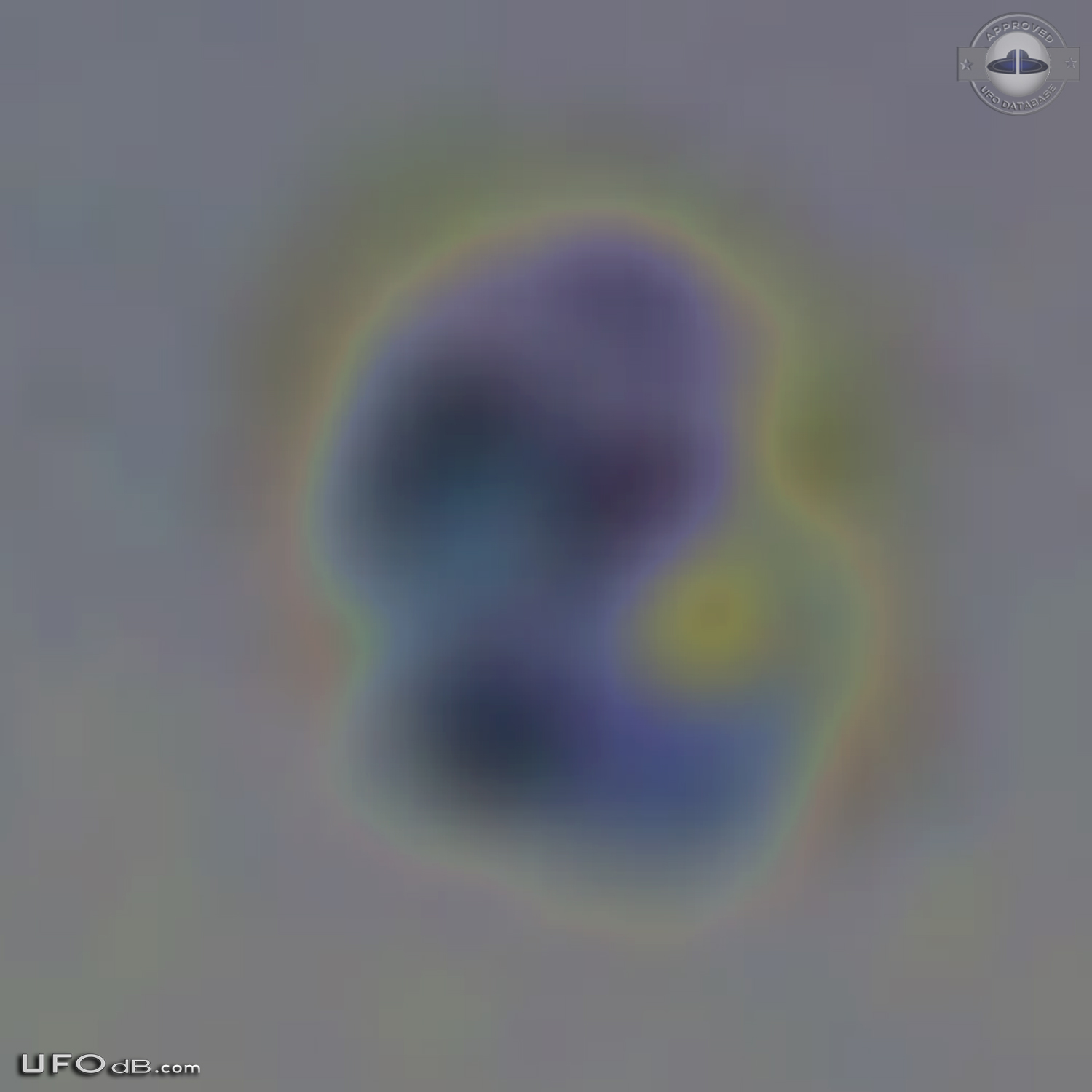 Two UFOs near Tango 01 the airplane of the Argentina president in 2012 UFO Picture #574-7