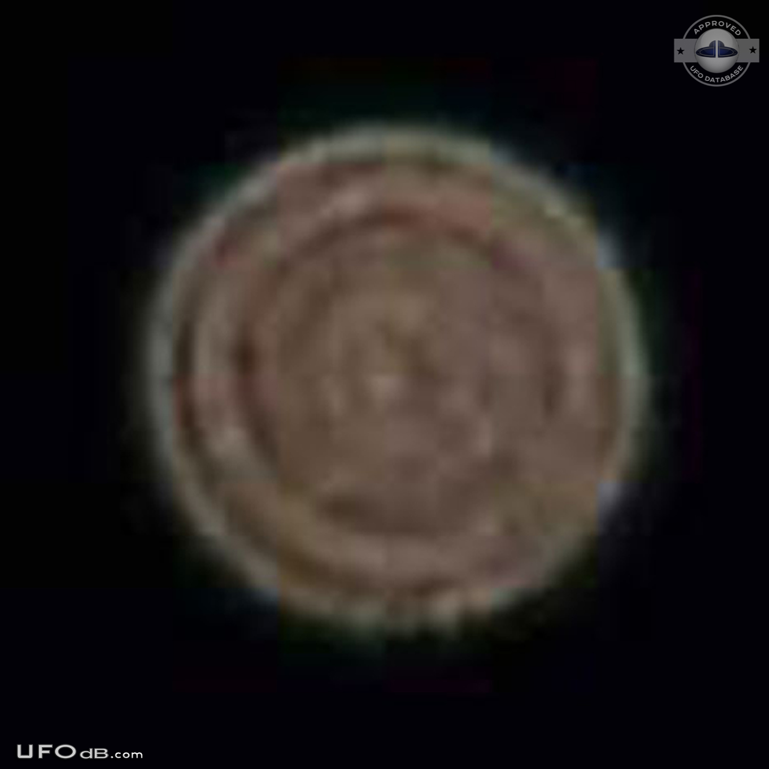UFO balls fly with no noise at super fastspeed in Sarajevo BH 2013 UFO Picture #649-3