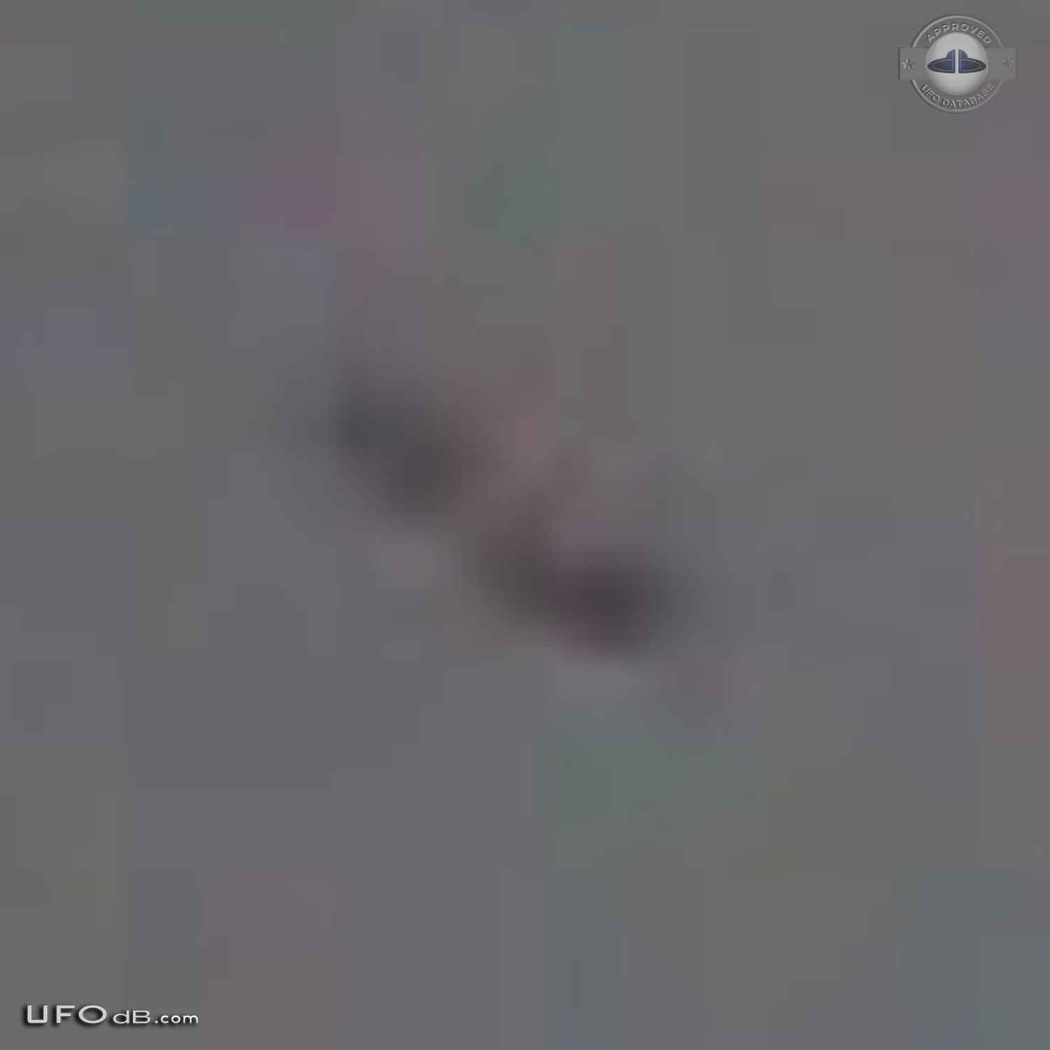 UFO in the clouds of Christchurch,Canterbury in New Zealand 2014 UFO Picture #613-7