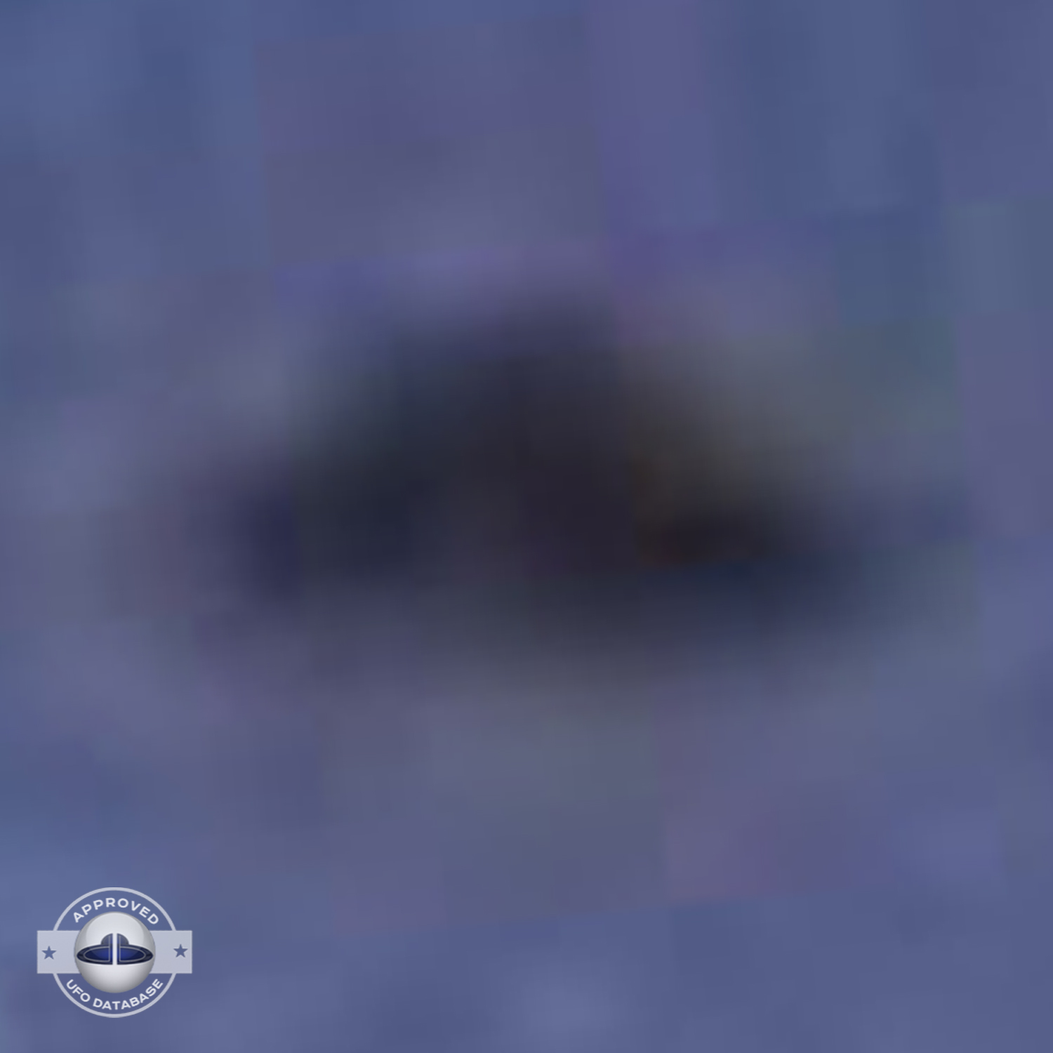 UFO seen over the Valdes peninsula near the city of Puerto Madryn UFO Picture #27-4