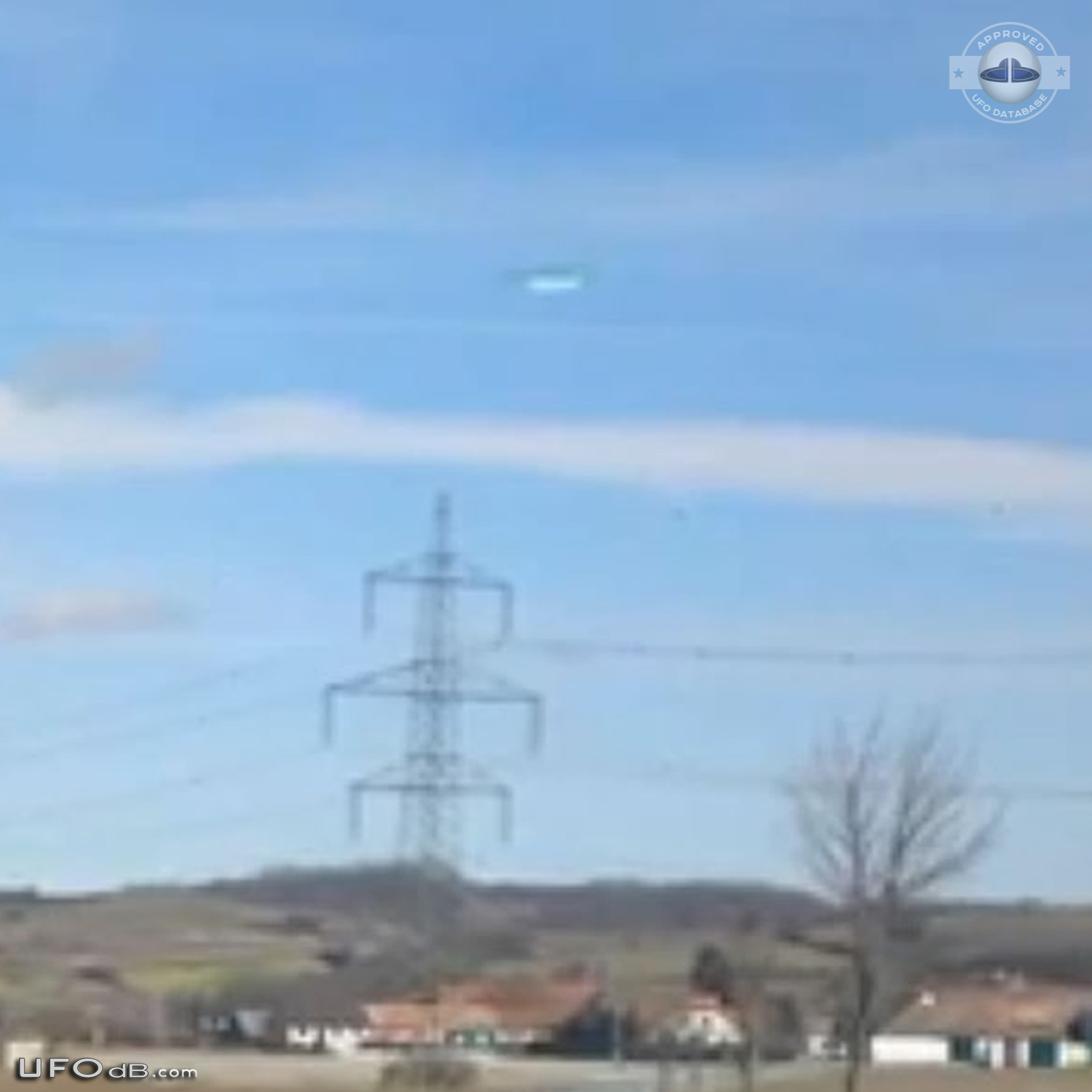 UFO picture taken near Sitzendorf an der Schmida in Austria - 2013 UFO Picture #547-3