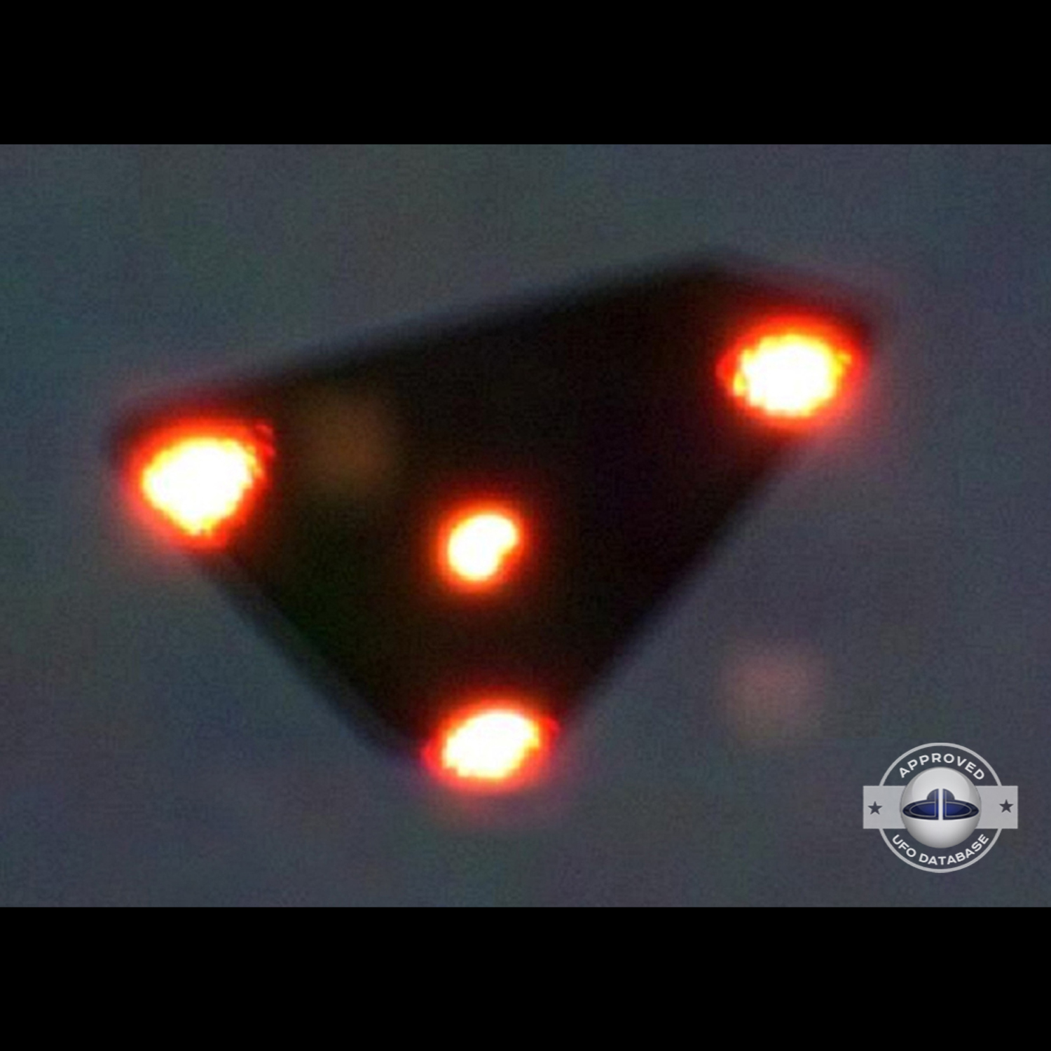 Wallonia Belgium June 15 1990 UFO Picture | Belgian wave UFO sighting UFO Picture #150-1