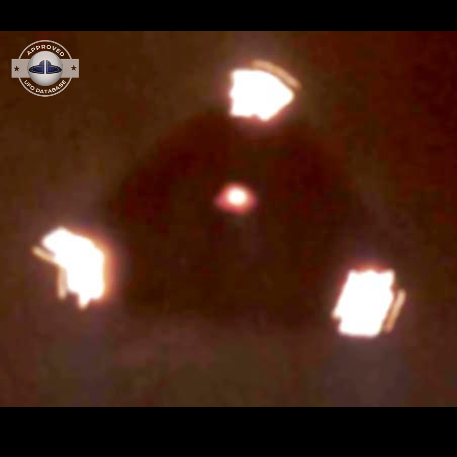 Wallonia Belgium June 15 1990 UFO Picture | Belgian wave UFO sighting UFO Picture #150-5