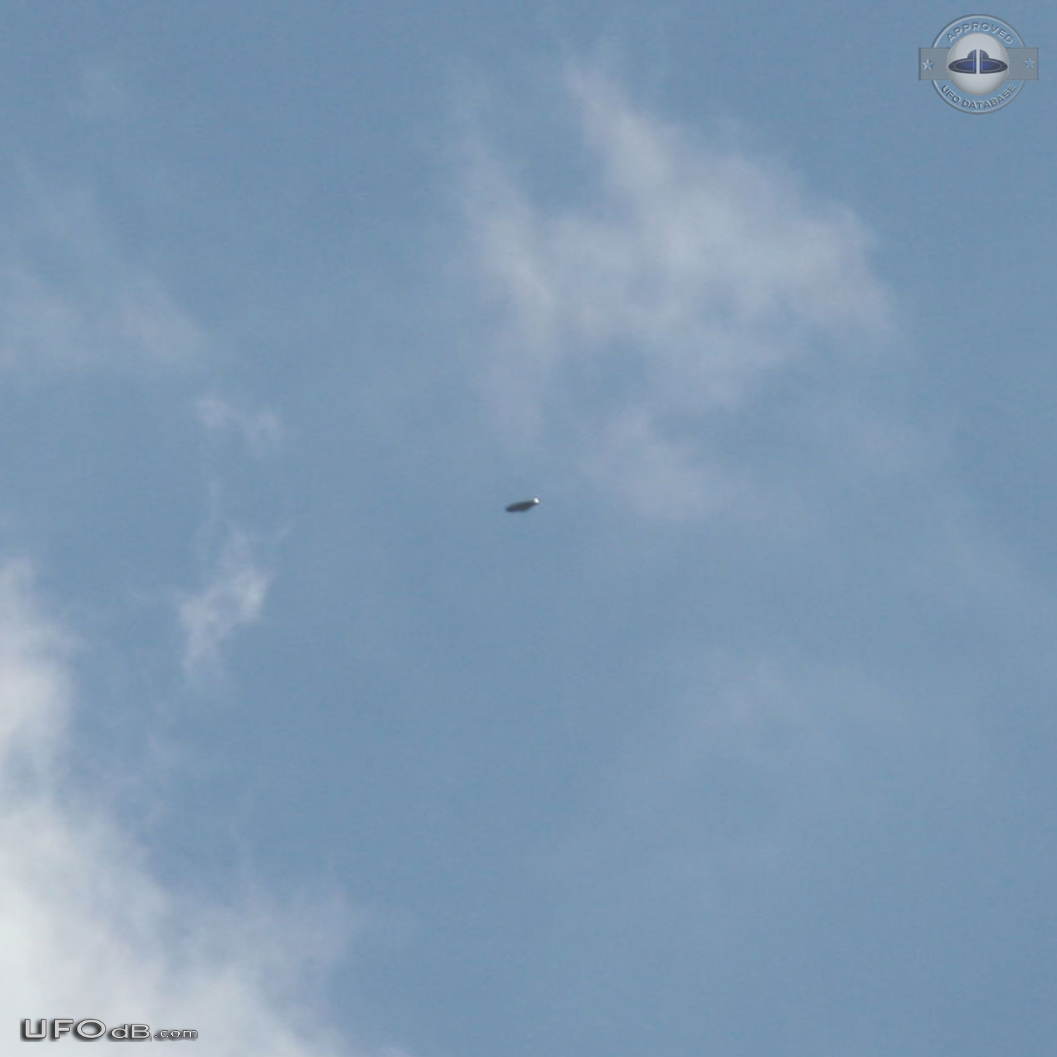 Watched UFO first in the west move quickly through to north east - Gle UFO Picture #740-7
