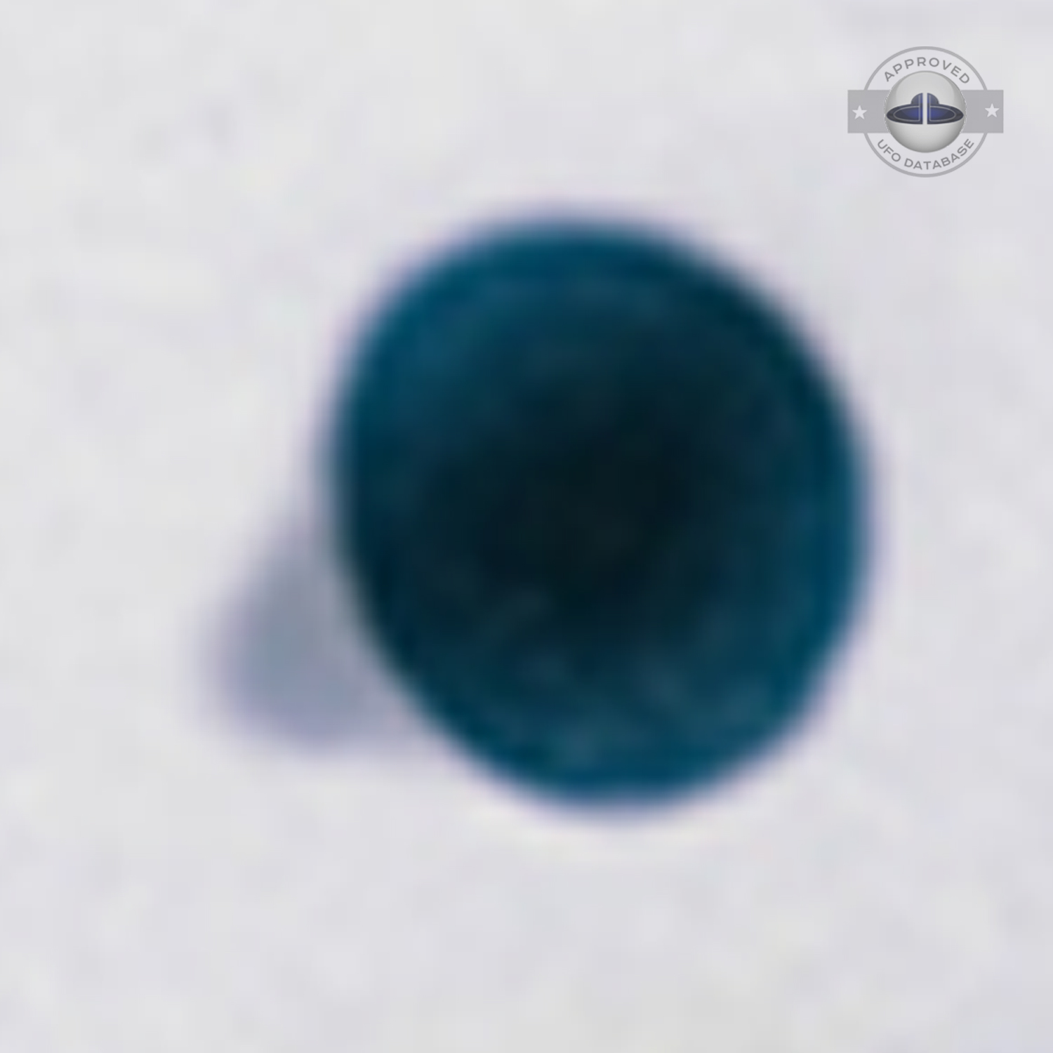 UFO picture - One of the best recorded UFO sighting in Argentina UFO Picture #129-7