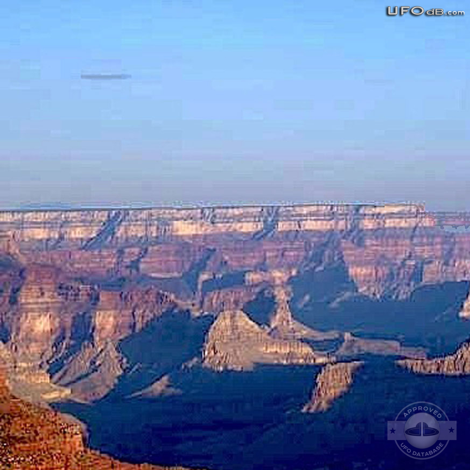 Yavapai Point Cam capture UFO picture | Grand Canyon USA | May 24 2011 UFO Picture #323-2