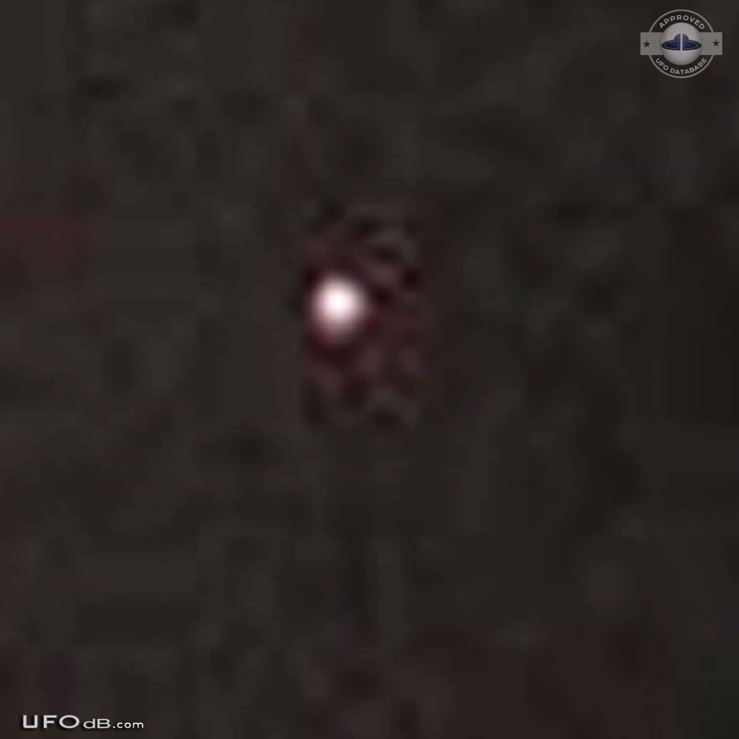 two blue lights UFO seen near Taipei 101 building Dec 2014 UFO Picture #585-5