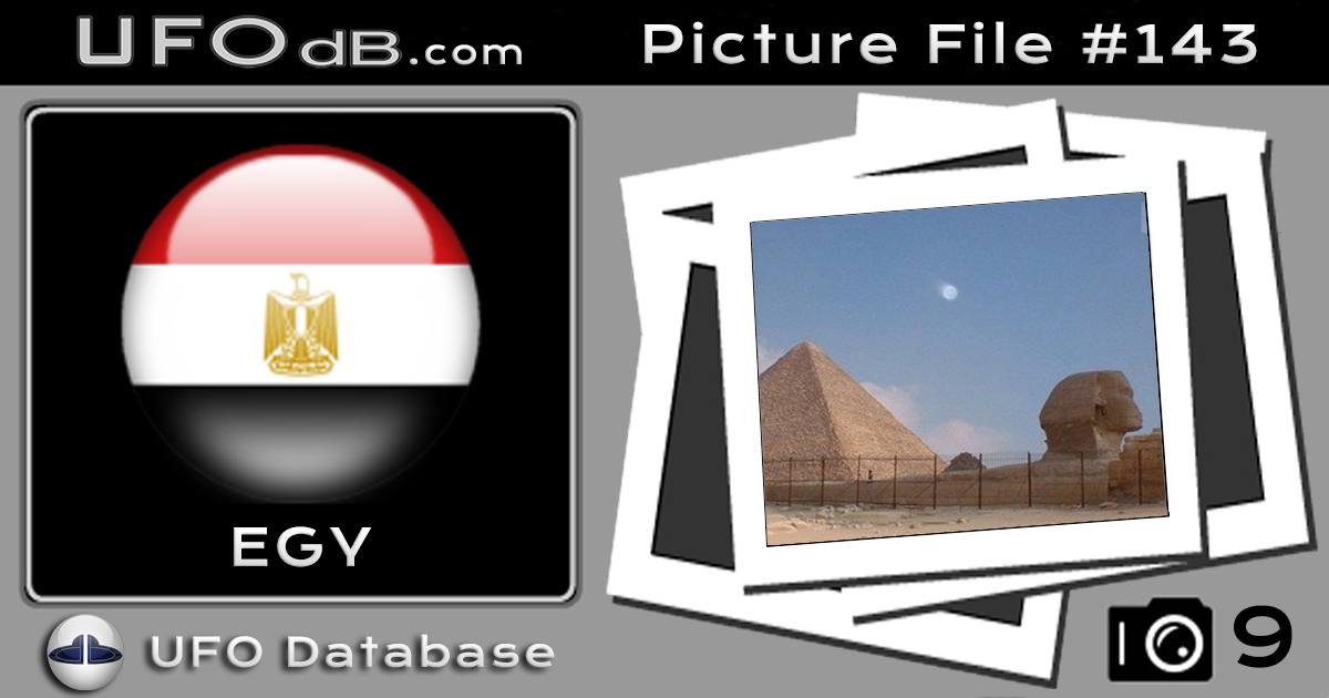 UFO picture near the famous Great Sphinx of Giza by a tourist | Egypt