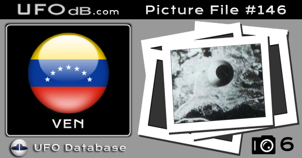 Rare UFO picture considering it was taken from airplane | Venezuela