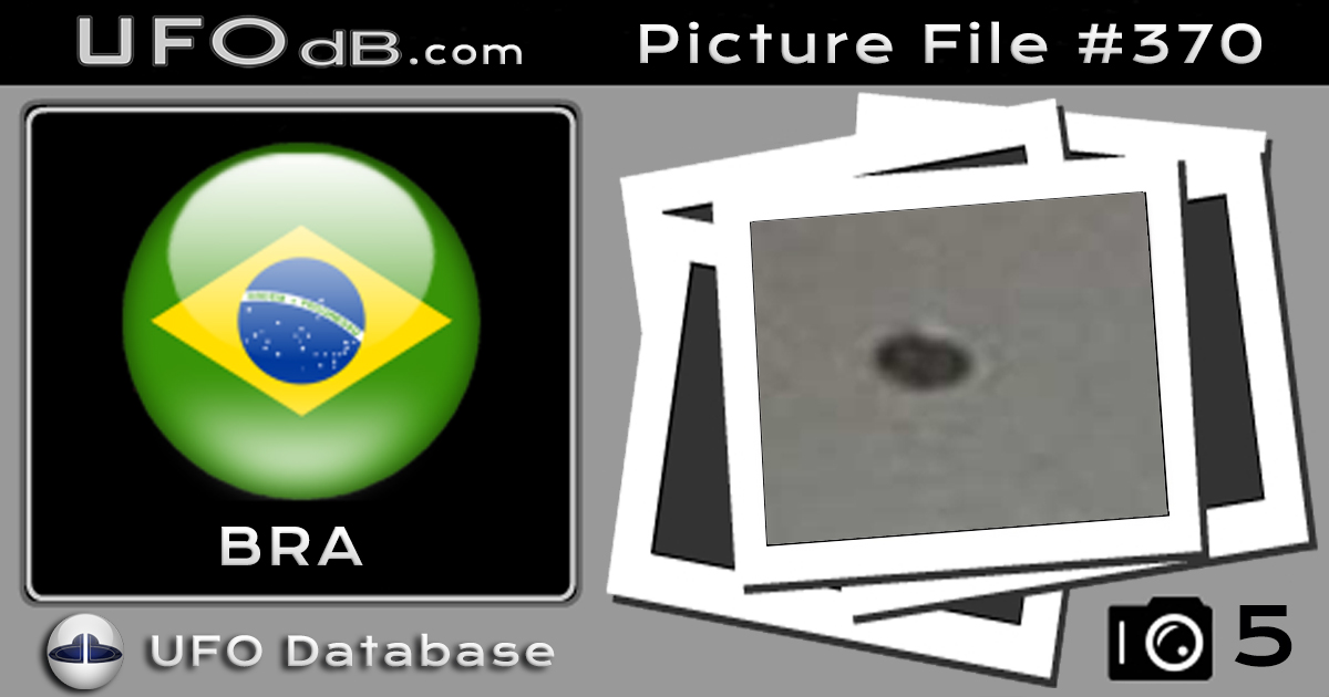 Old Grey 1956 Saucer UFO picture from Rio de Janeiro Brazil