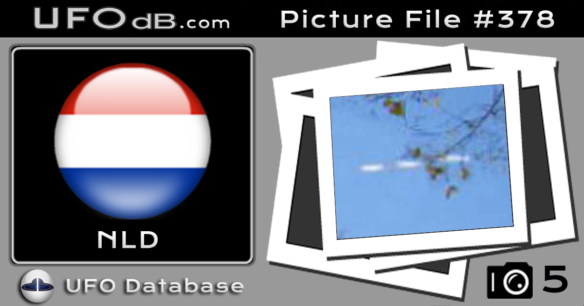 Fleet of 3 UFOs in formation caught on picture over Amsterdam in 2011