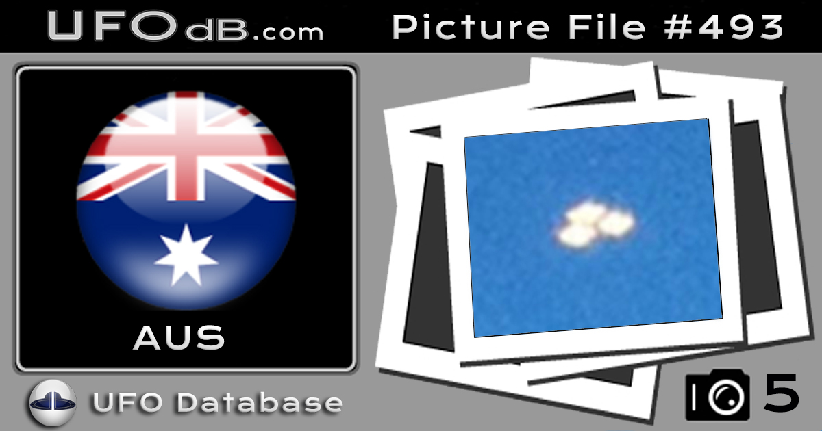 Three UFO saucers in triangular formation in Melbourne Australia 2011