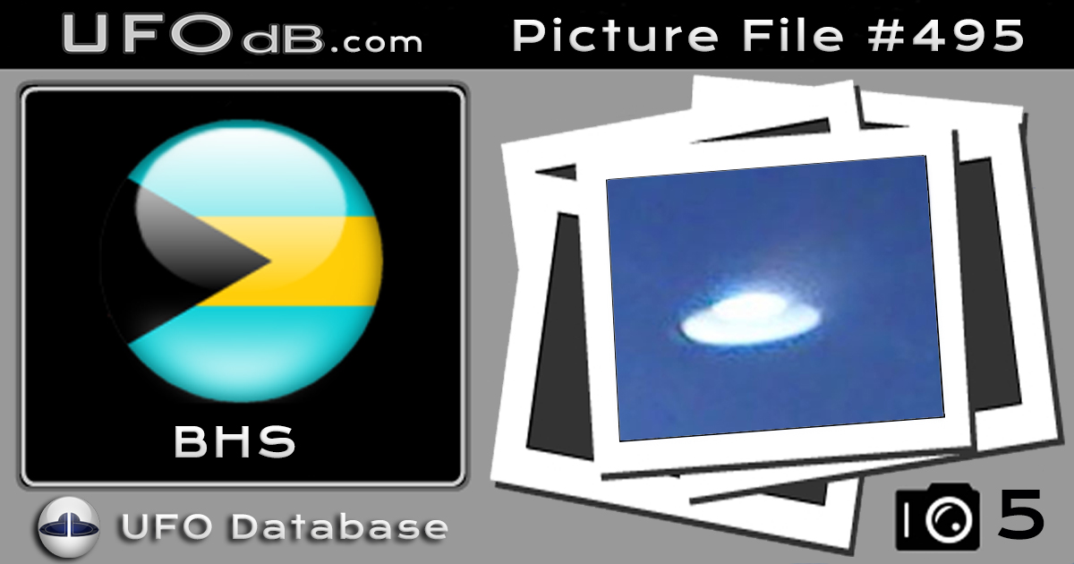 Two Saucer with dome UFOs caught on Picture in the Bahamas - 2012