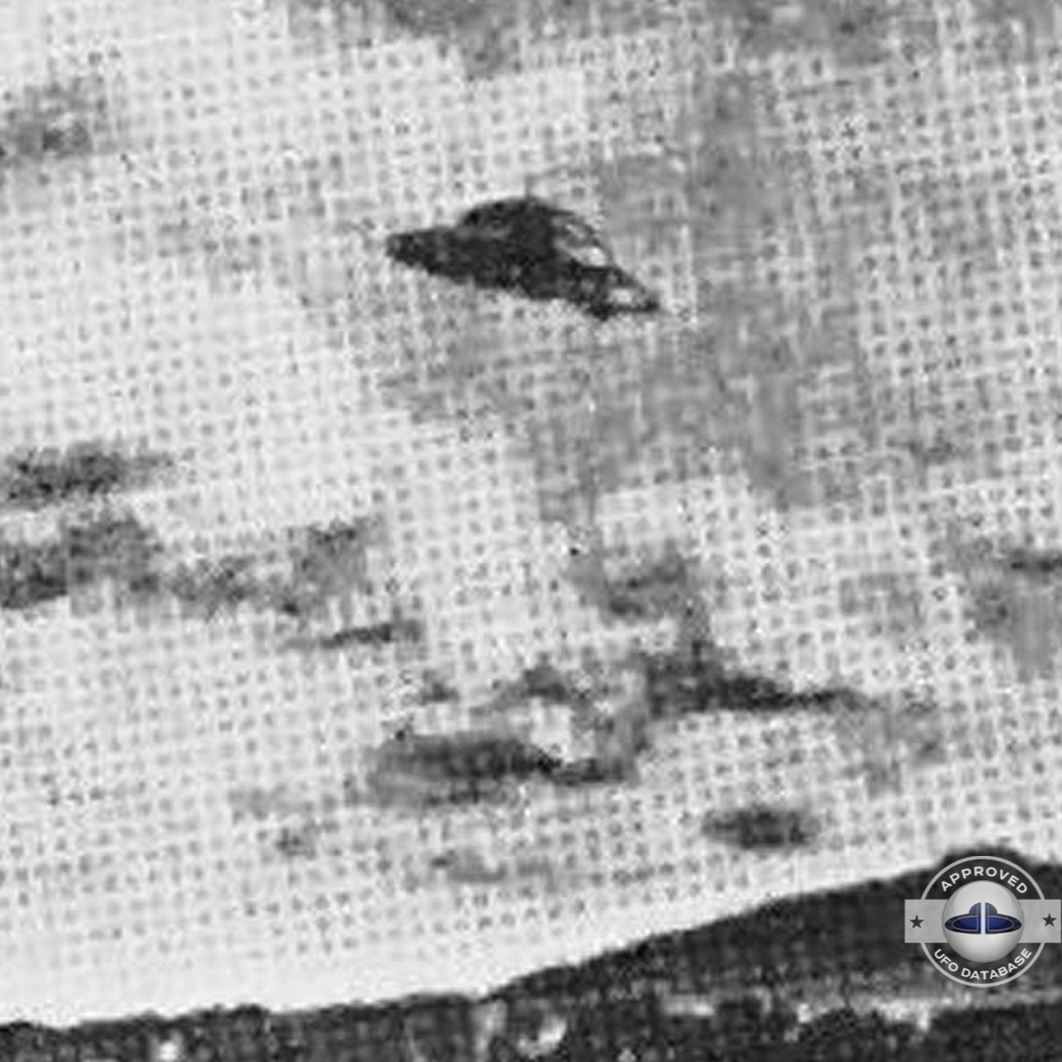 UFO over a flock of sheep Sighting in North Queensland Australia 1954 UFO Picture #100-3