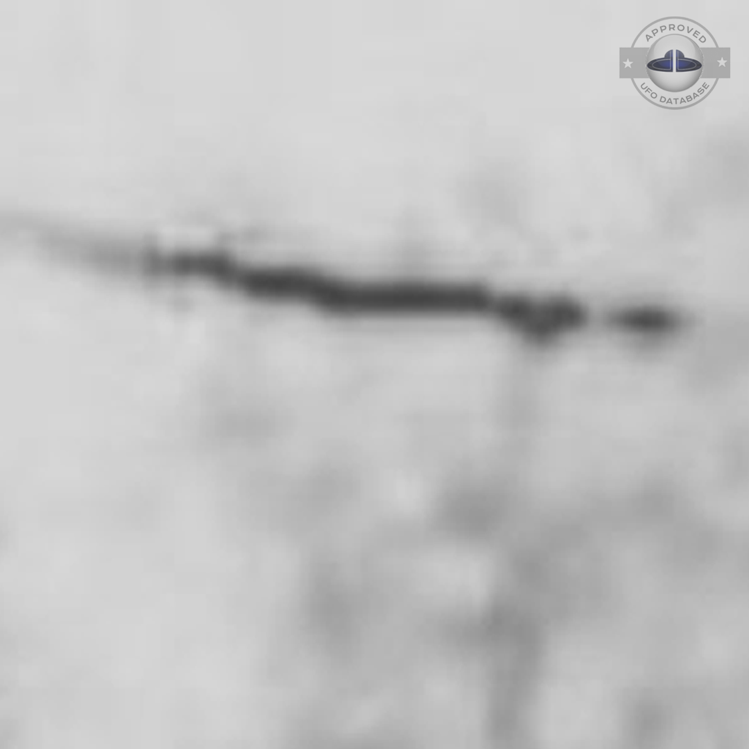 This is one of the oldest UFO picture ever taken | France | 1910 UFO Picture #108-5