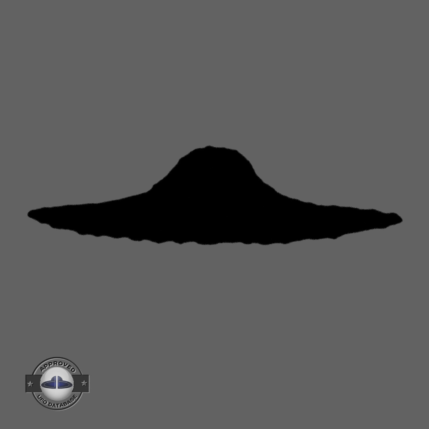 UFO picture lack of three dimensional aspect. 3 UFOs are very similar UFO Picture #136-7