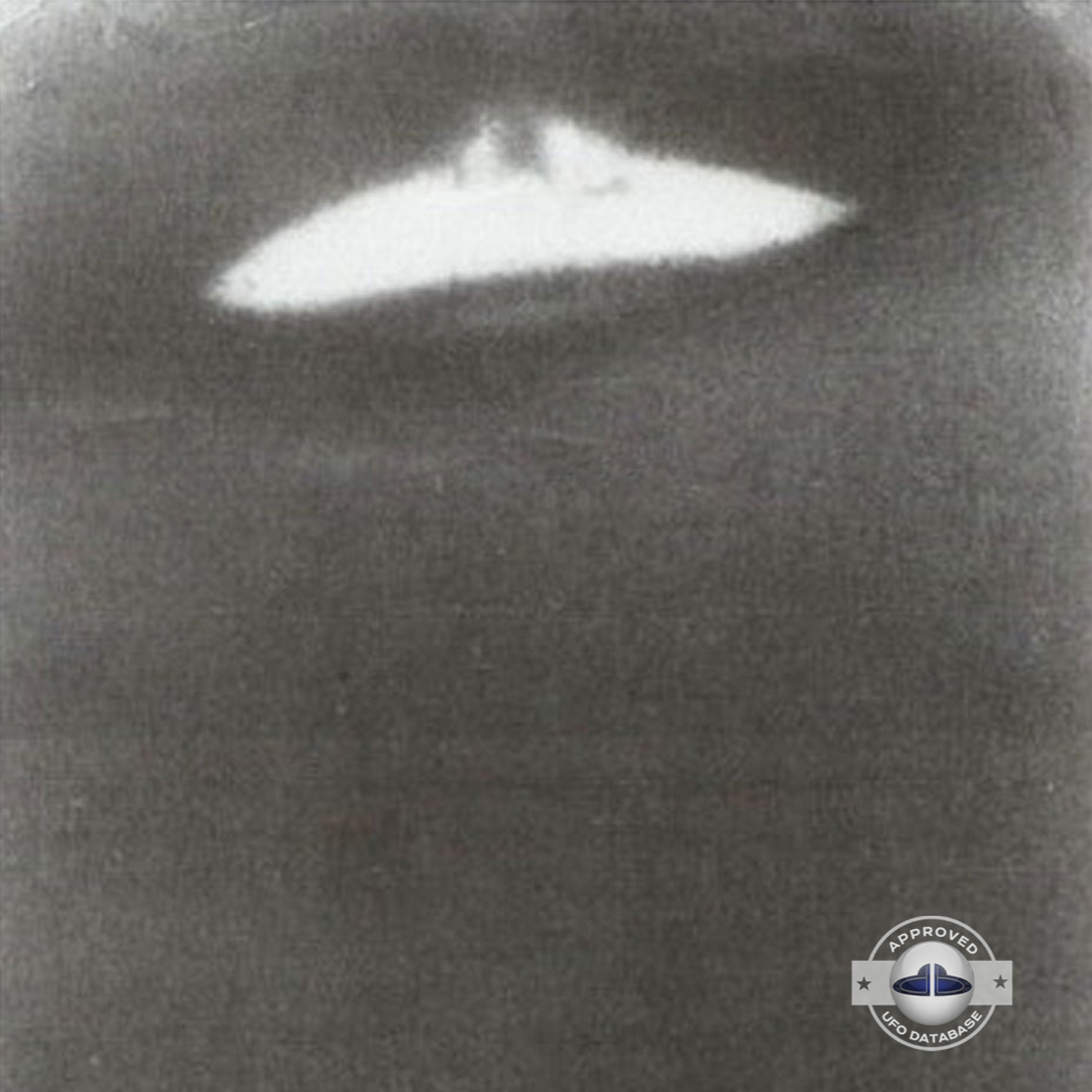 Russia UFO sighting| Dalnegorsk, Primorsky Krai UFO picture | 1989 UFO Picture #141-2
