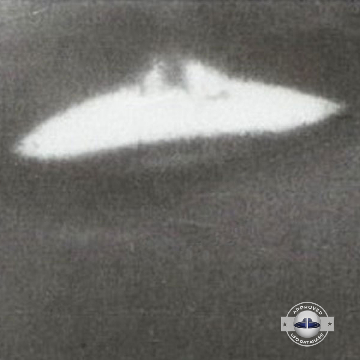 Russia UFO sighting| Dalnegorsk, Primorsky Krai UFO picture | 1989 UFO Picture #141-3