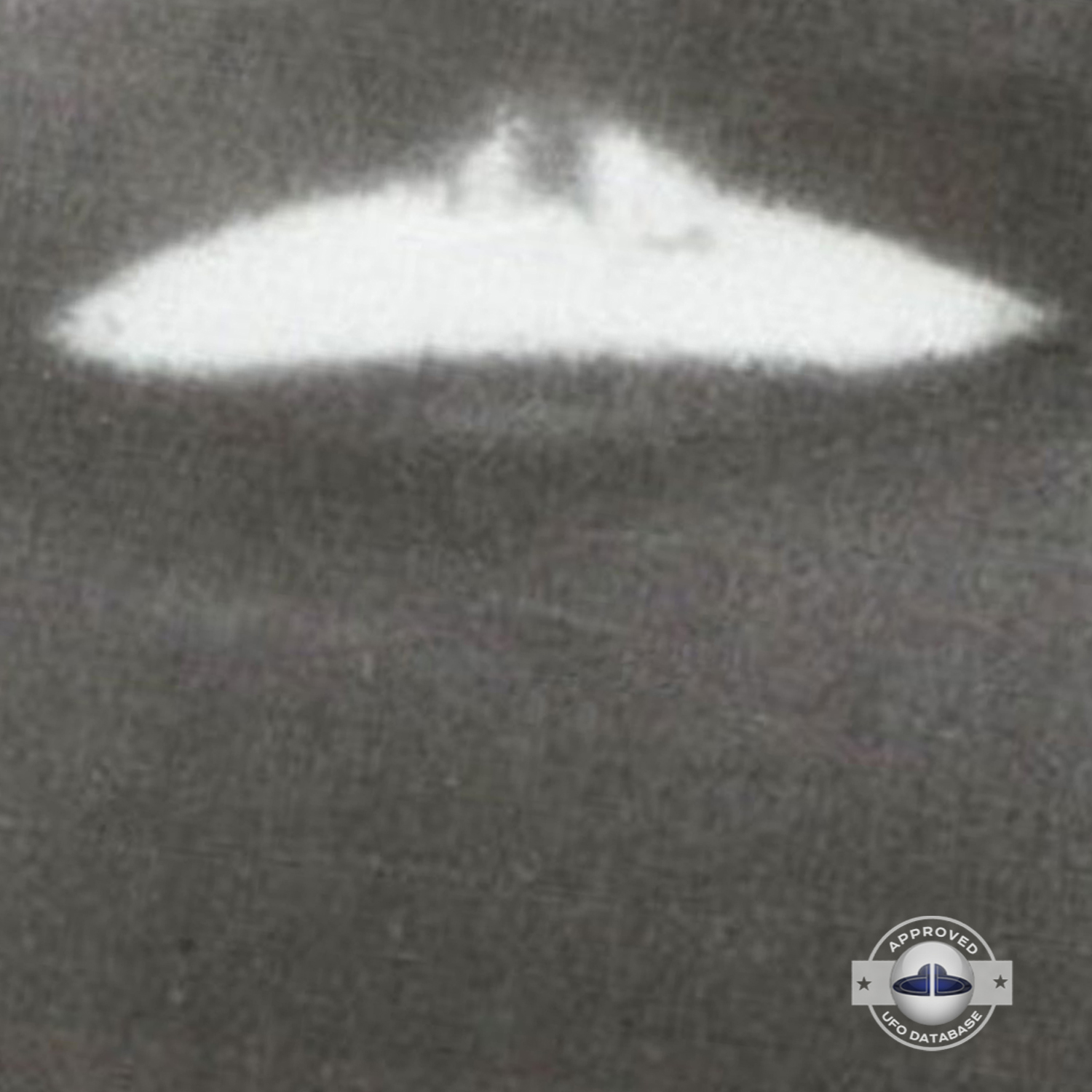 Russia UFO sighting| Dalnegorsk, Primorsky Krai UFO picture | 1989 UFO Picture #141-4