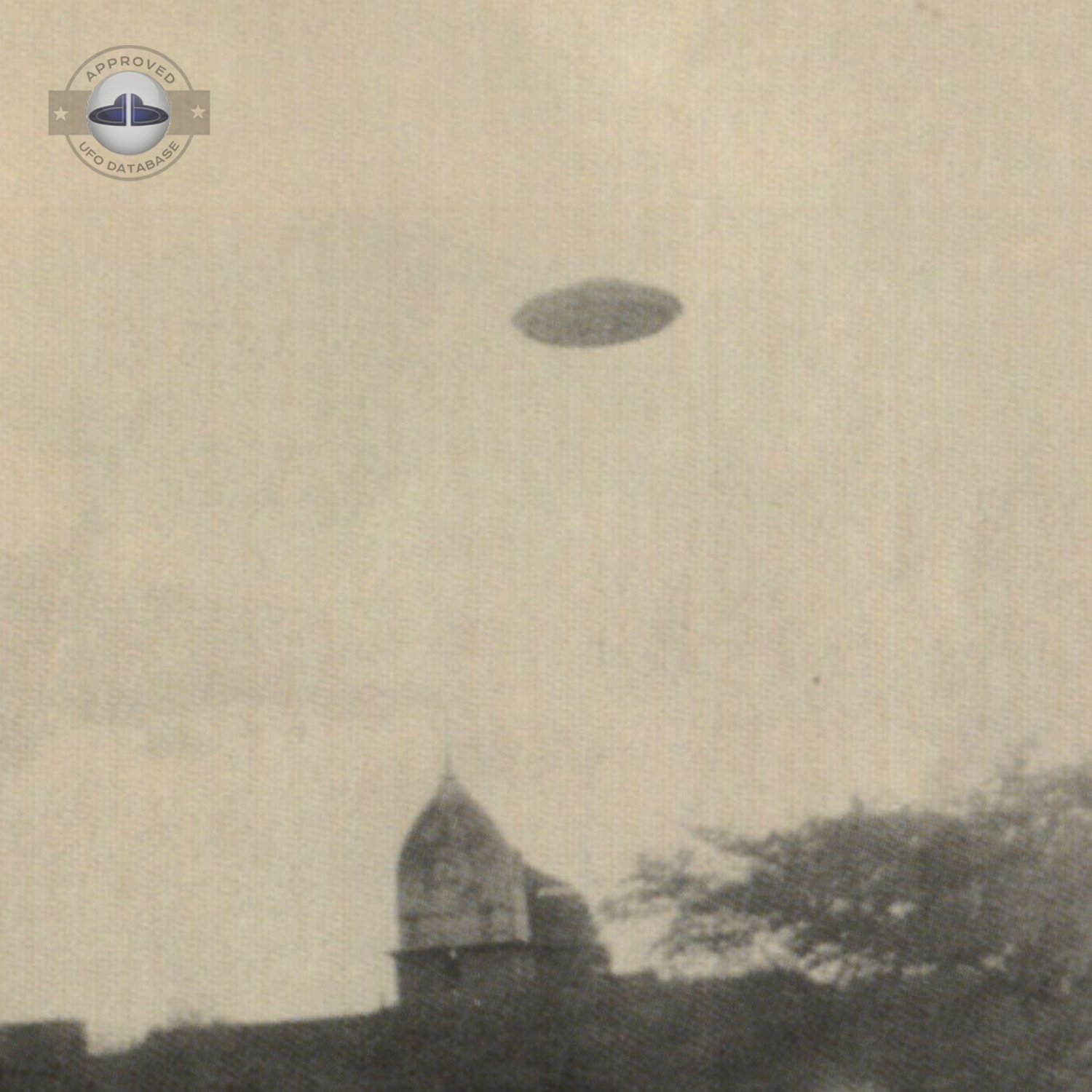 Billy Meier UFO Picture near Ashoka Ashram, Mehrauli India July 1964 UFO Picture #144-3