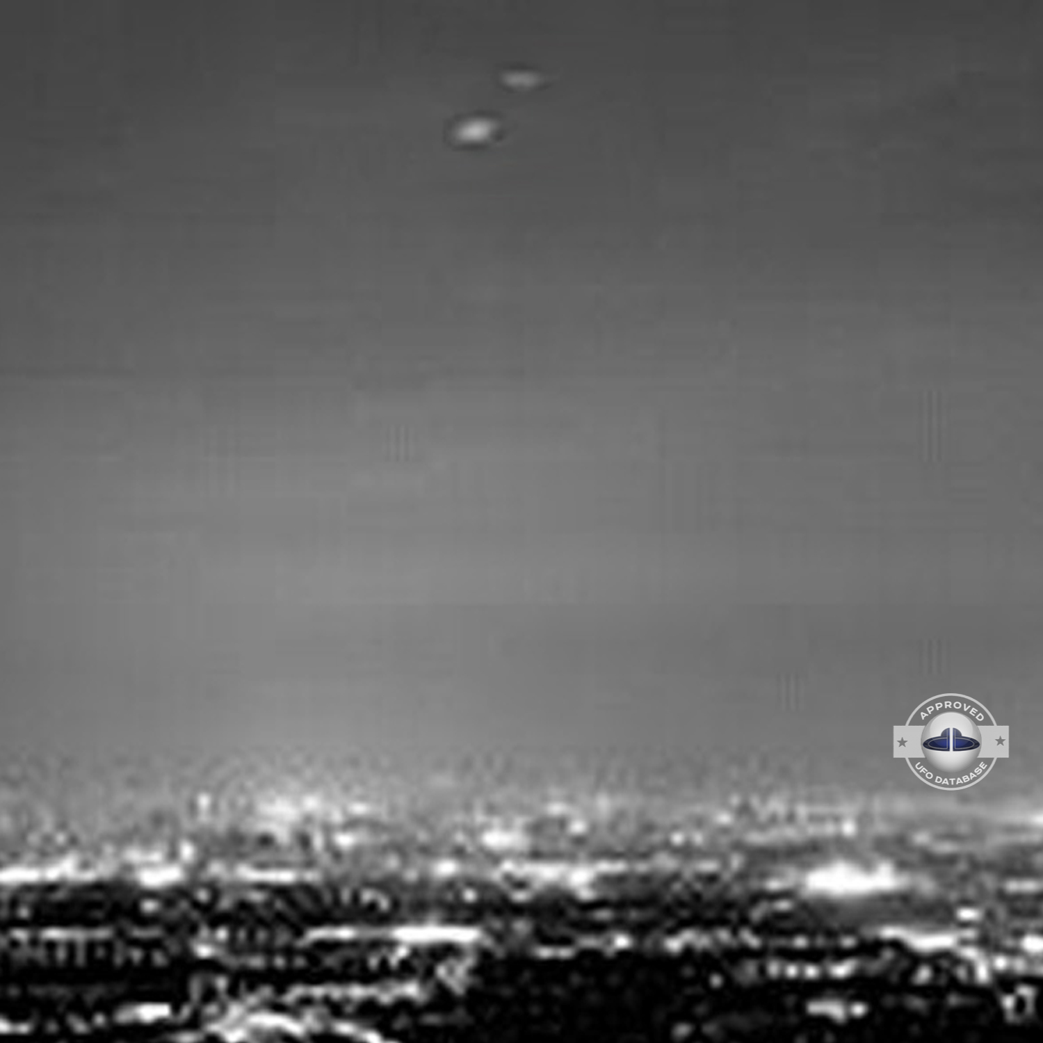 China UFO Sighting | Kunming, Yunnan UFO picture | October 14 2010 UFO Picture #151-3