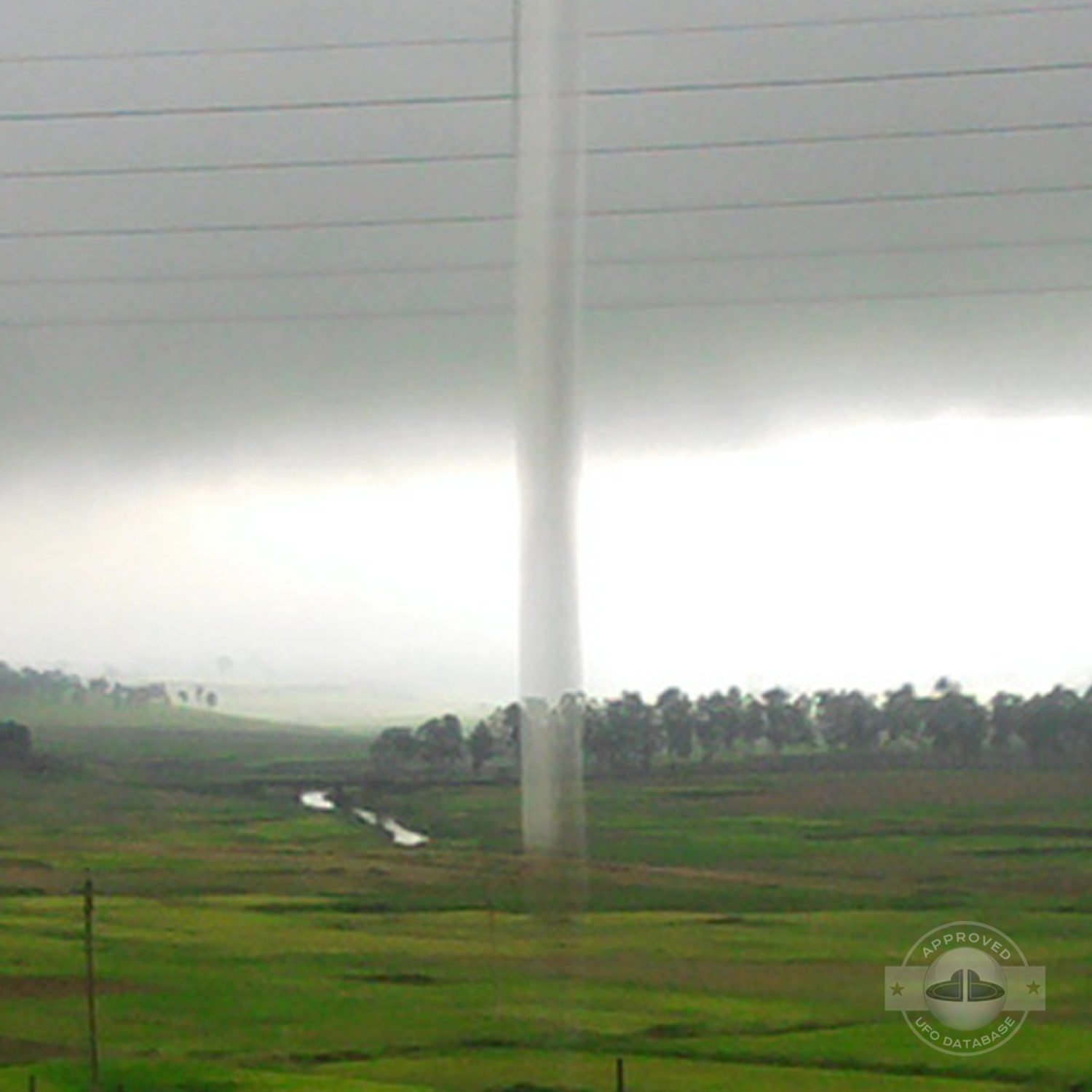 Strange cloud formation in India | Sighting in Mainpat, Chhattisgarh UFO Picture #152-4