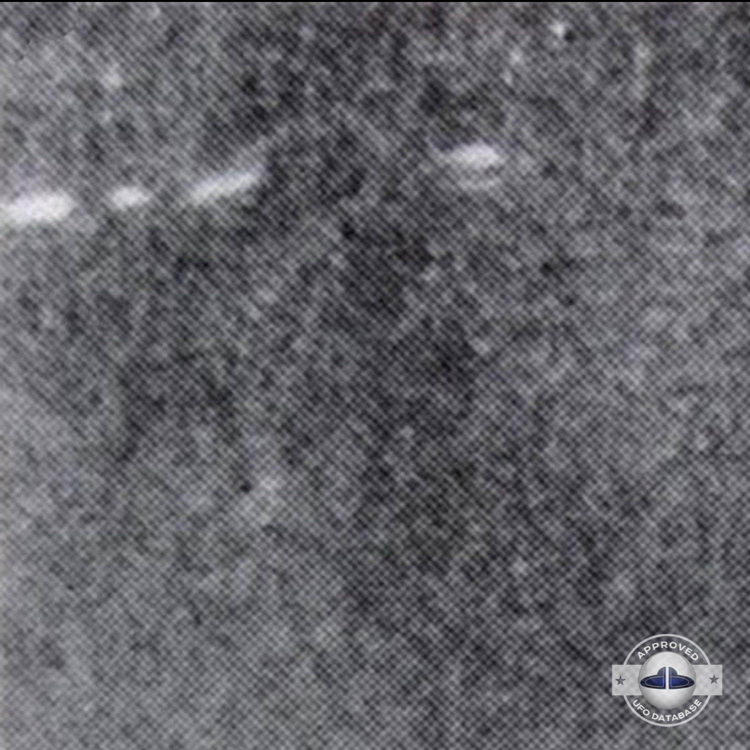 Several UFOs near Japanese Kawasaki fighters over the Devil