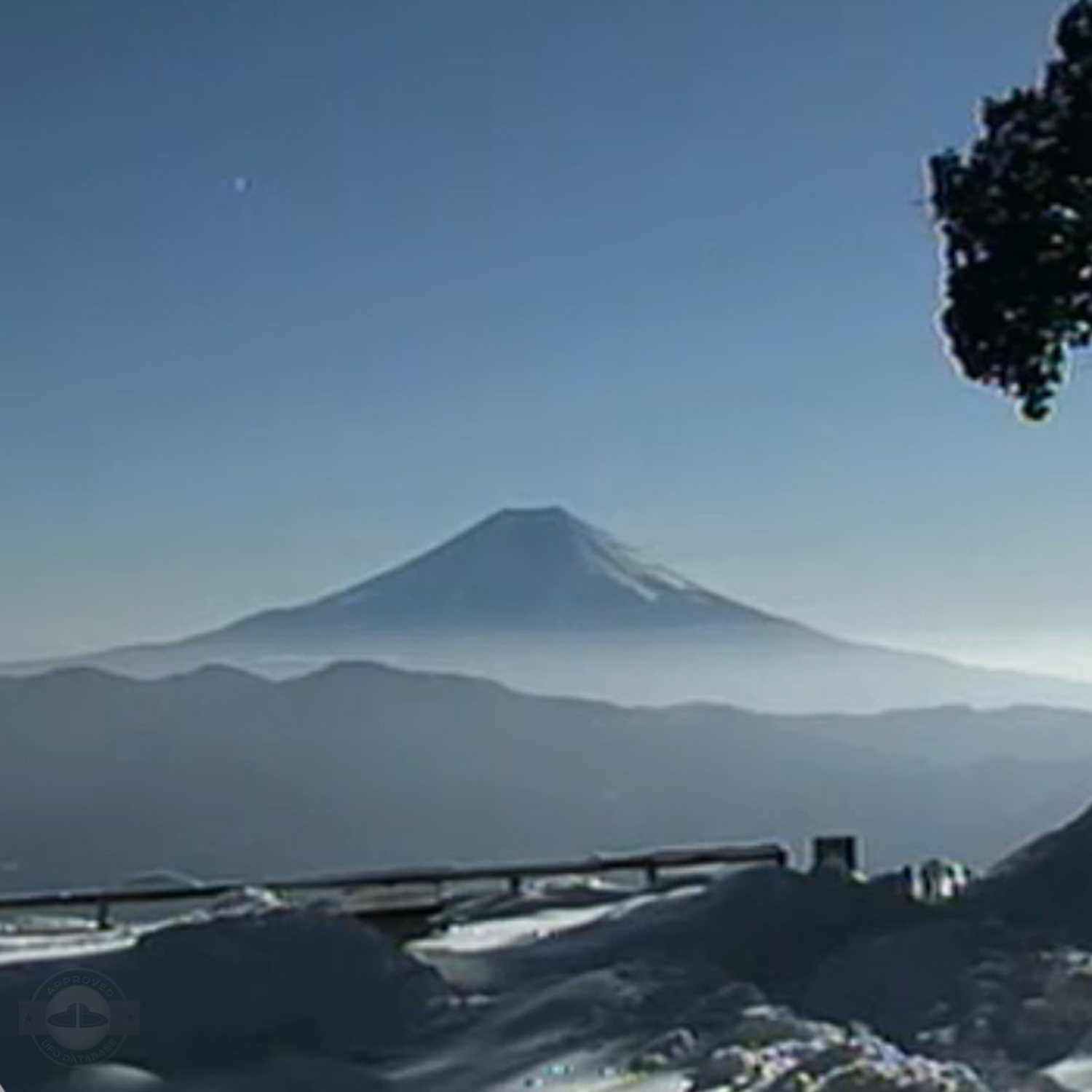 UFO near Mount Fuji, Japan | UFO picture captured on Live Web Cam UFO Picture #164-2