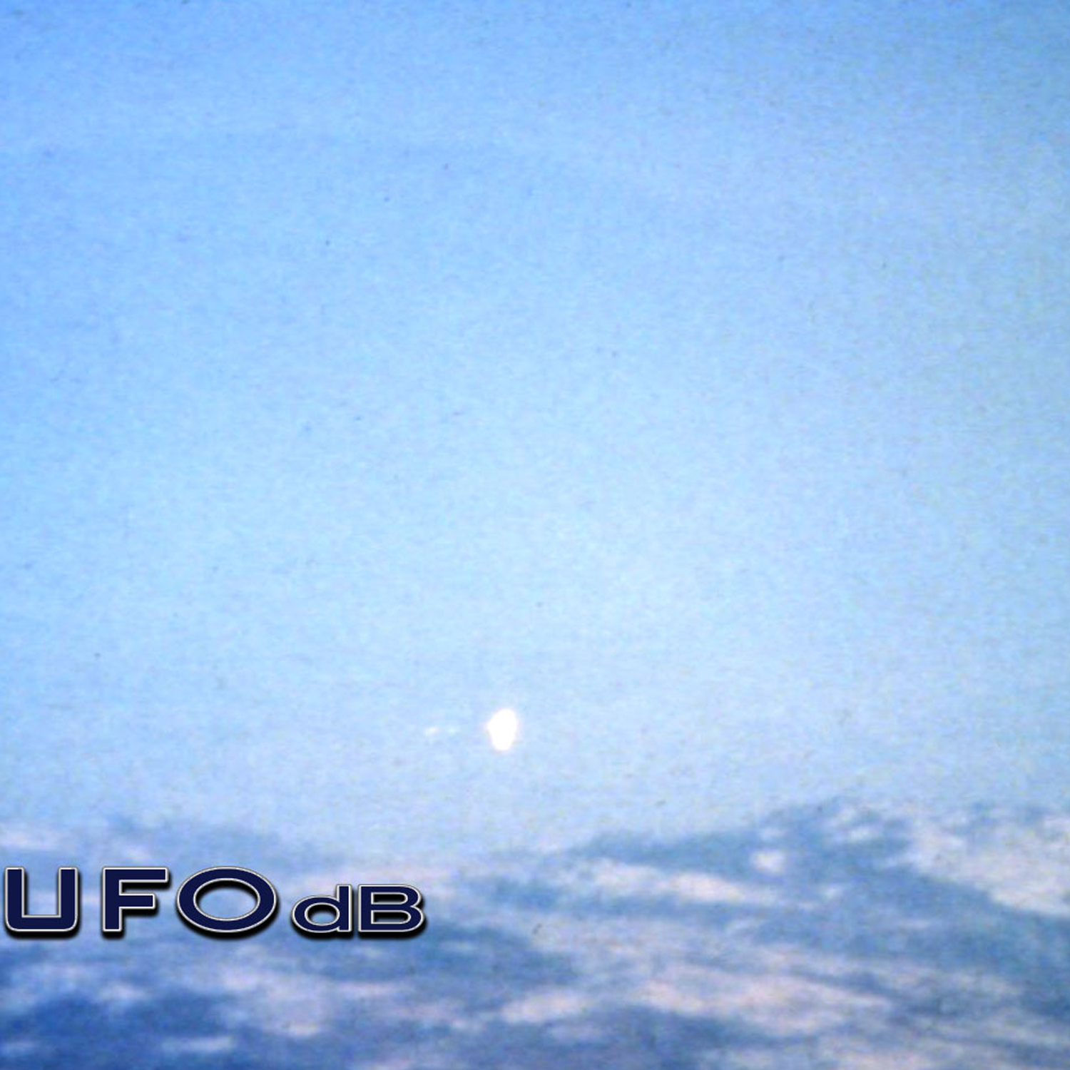 UFO picture taken over the 15 km long Hessdalen valley. Holtalen UFO Picture #17-2