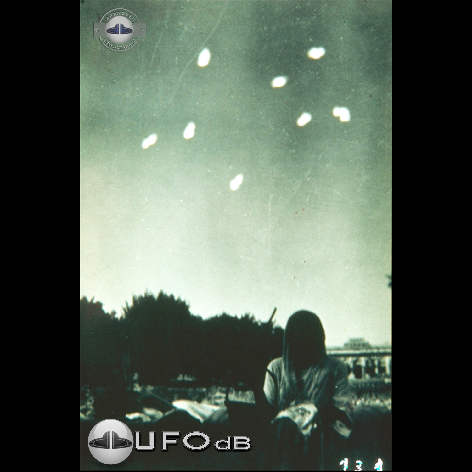 8 UFOs over Ashoka Ashram in Mehrauli India | 1964 | by Billy Meier UFO Picture #177-1