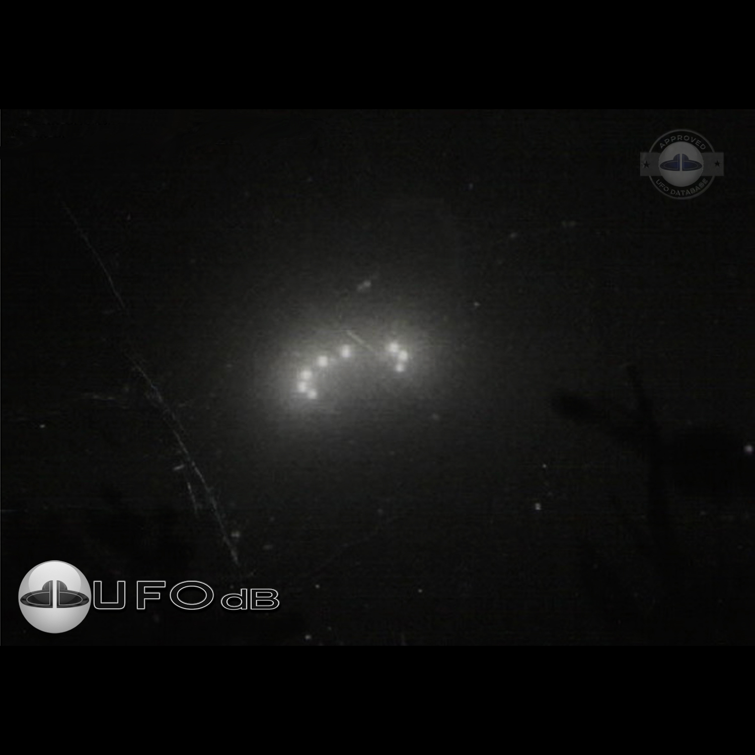 UFO picture was captured on a night exercise of Nationale Volksarmee UFO Picture #187-1