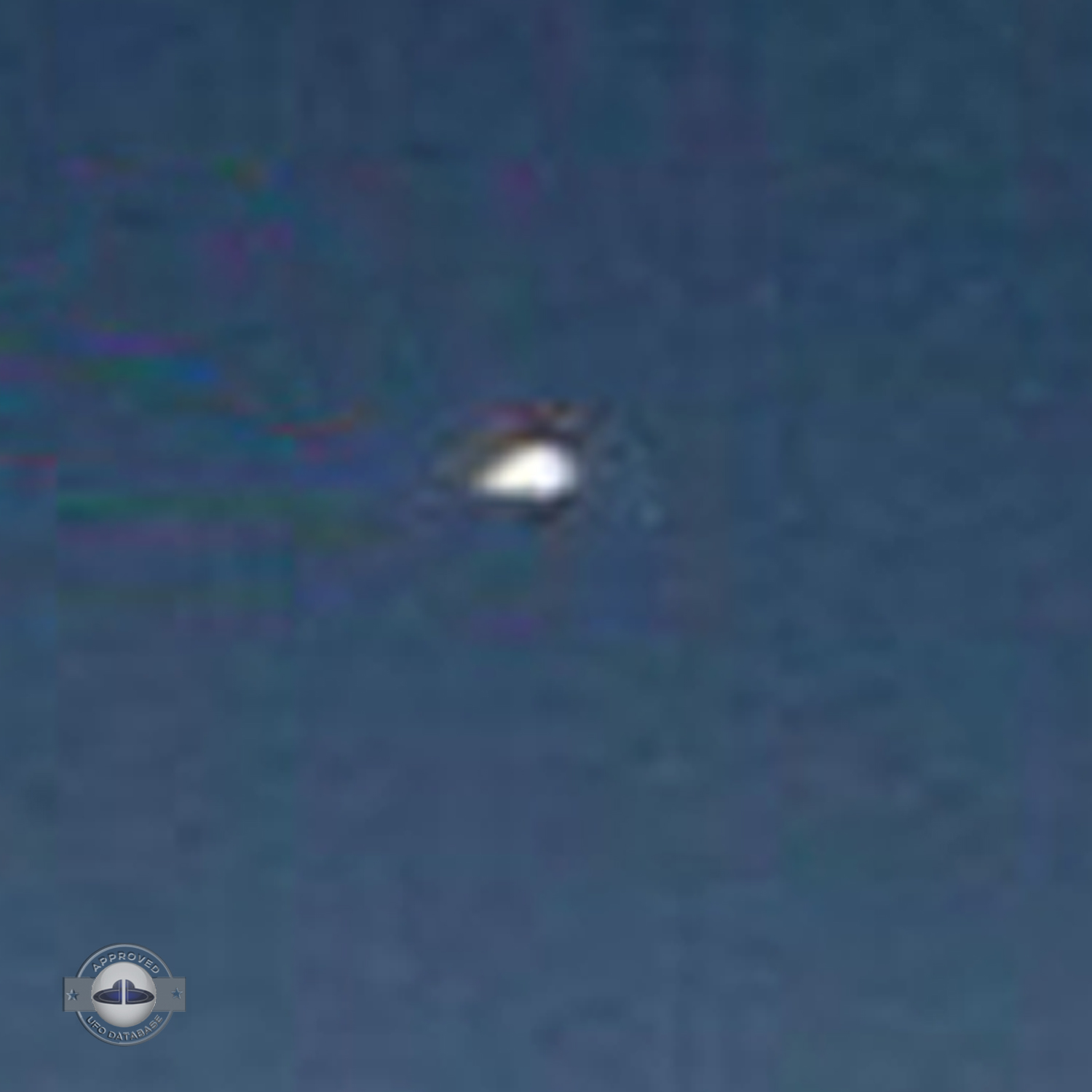 UFO seen over India between New Delhi to Guwahati | UFO picture 2008 UFO Picture #195-5