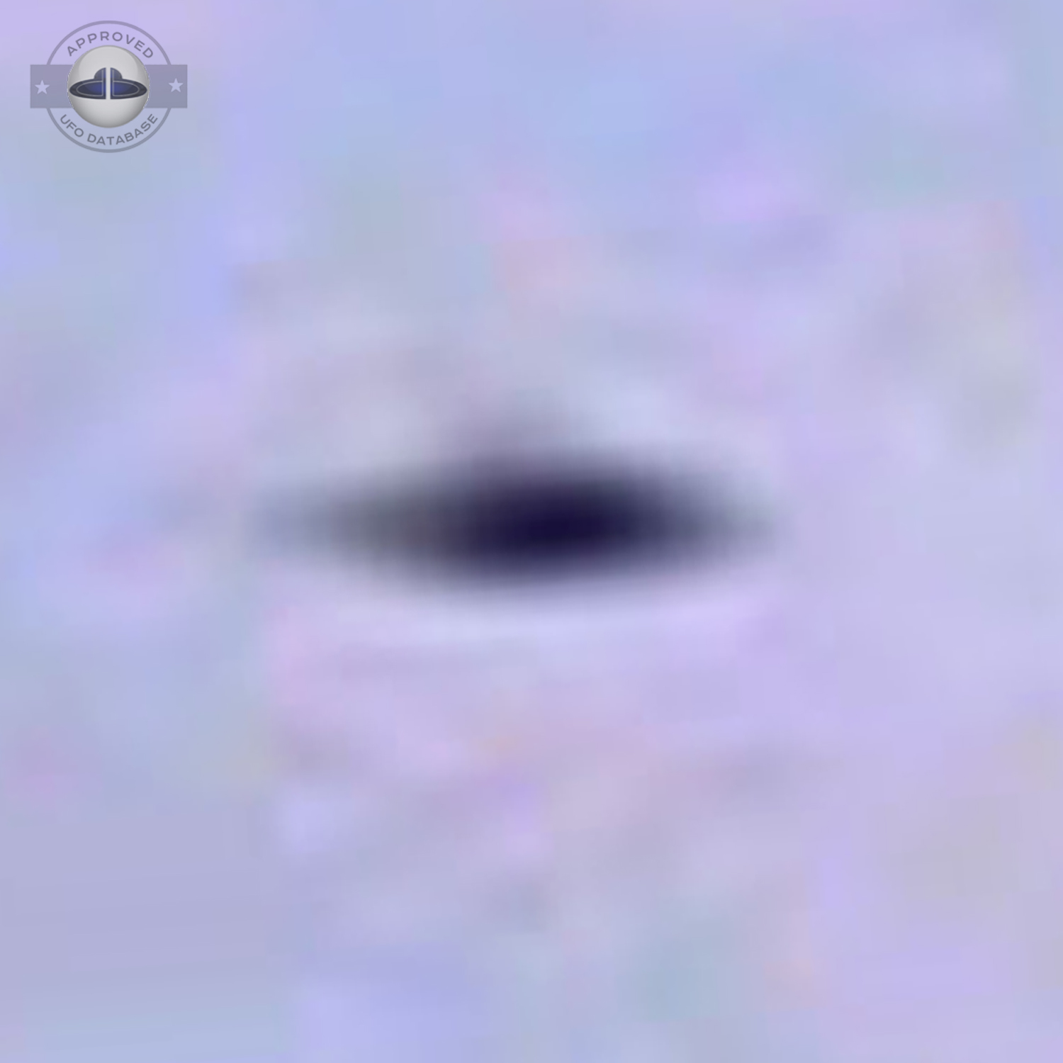 UFO over electric line in grey sky - UFO picture taken in Valcheta UFO Picture #20-4