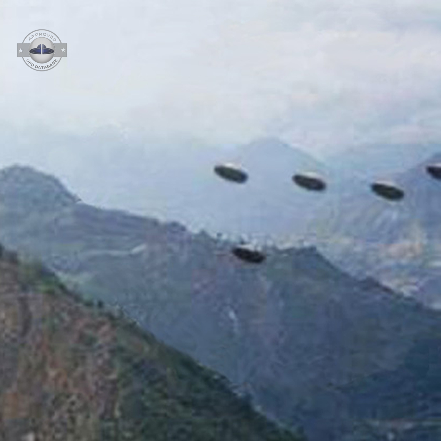 Fleet of 5 UFOs flying in precise formation Hills of Sombaria Gangtok UFO Picture #202-5