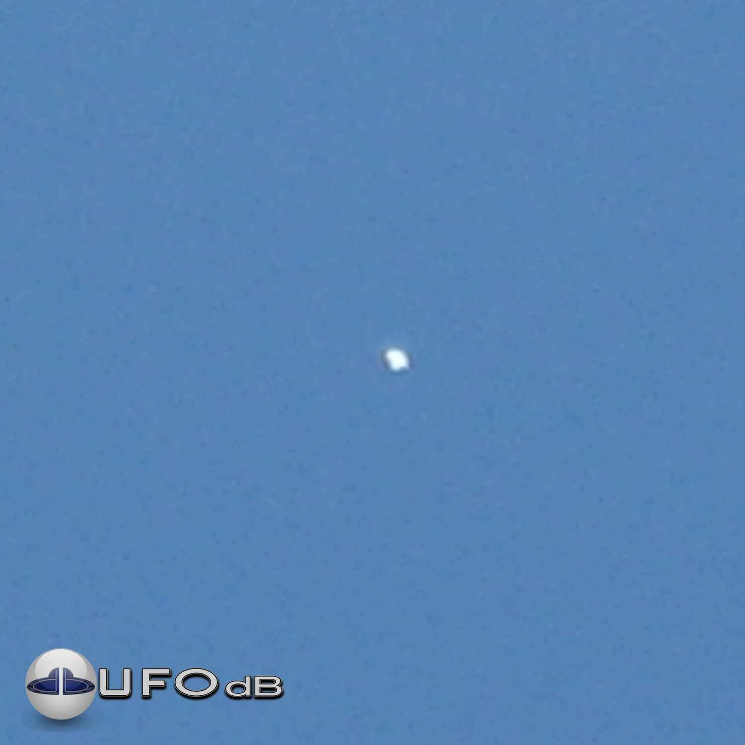 Extremely Shinning UFO probe over Yavatmal | Maharashtra, India 2009 UFO Picture #212-1