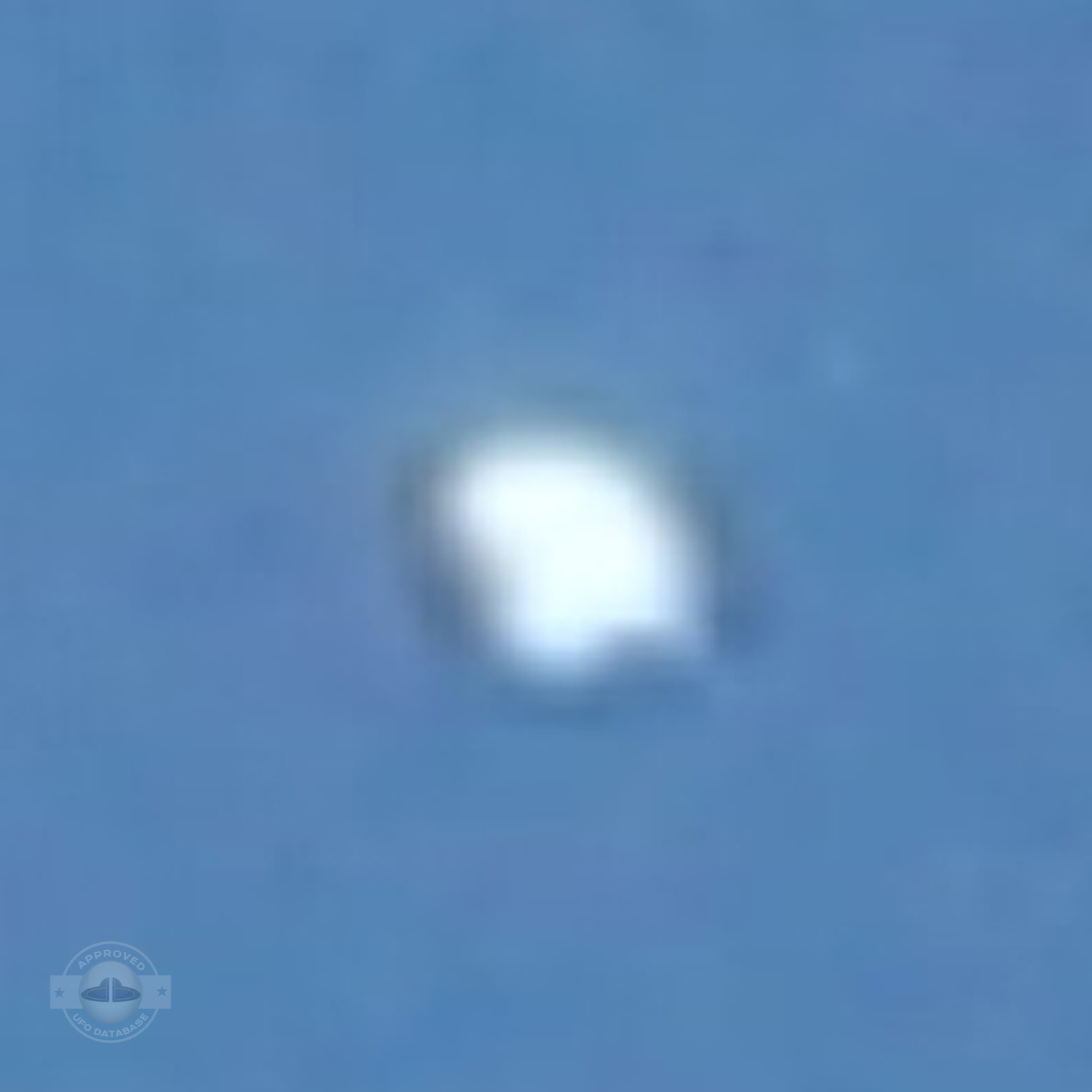 Extremely Shinning UFO probe over Yavatmal | Maharashtra, India 2009 UFO Picture #212-3