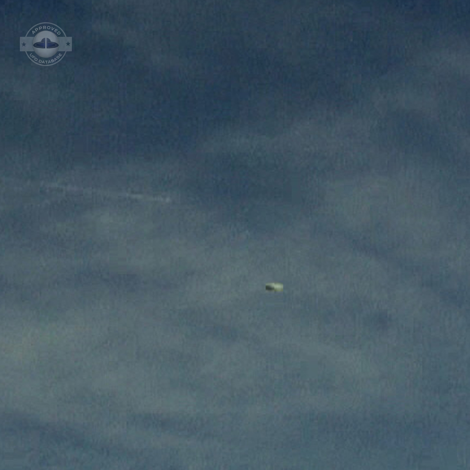 UFO Faster than anything on Earth caught on Video frame | Germany 2011 UFO Picture #213-3