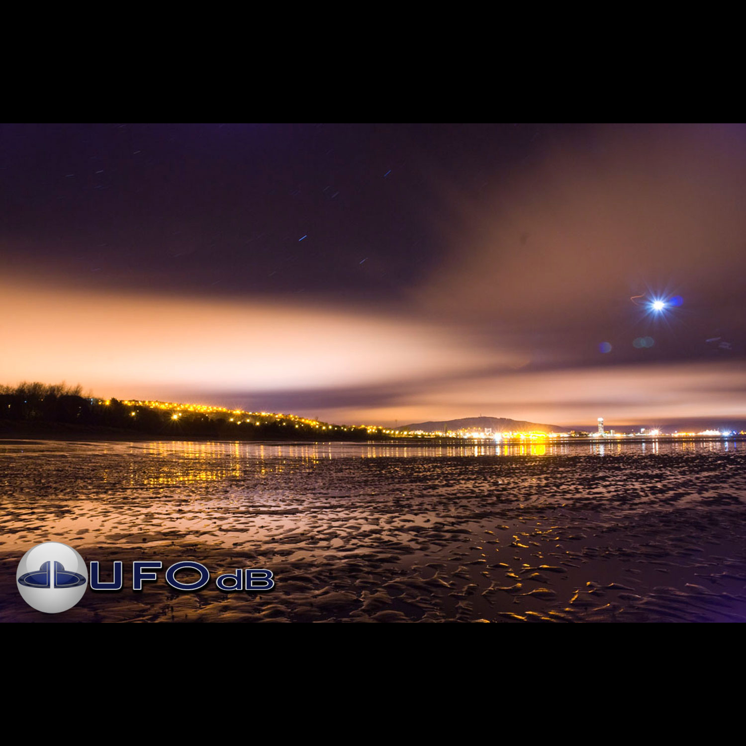Bright glowing UFO caught on picture during long exposure | England UFO Picture #218-1