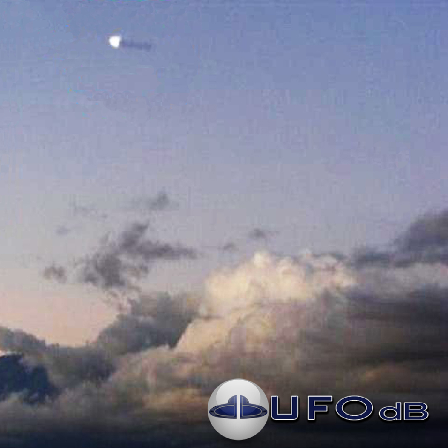 Long Mothership UFO near Africa Mount Kilimanjaro Kenya | June 6 2009 UFO Picture #233-2