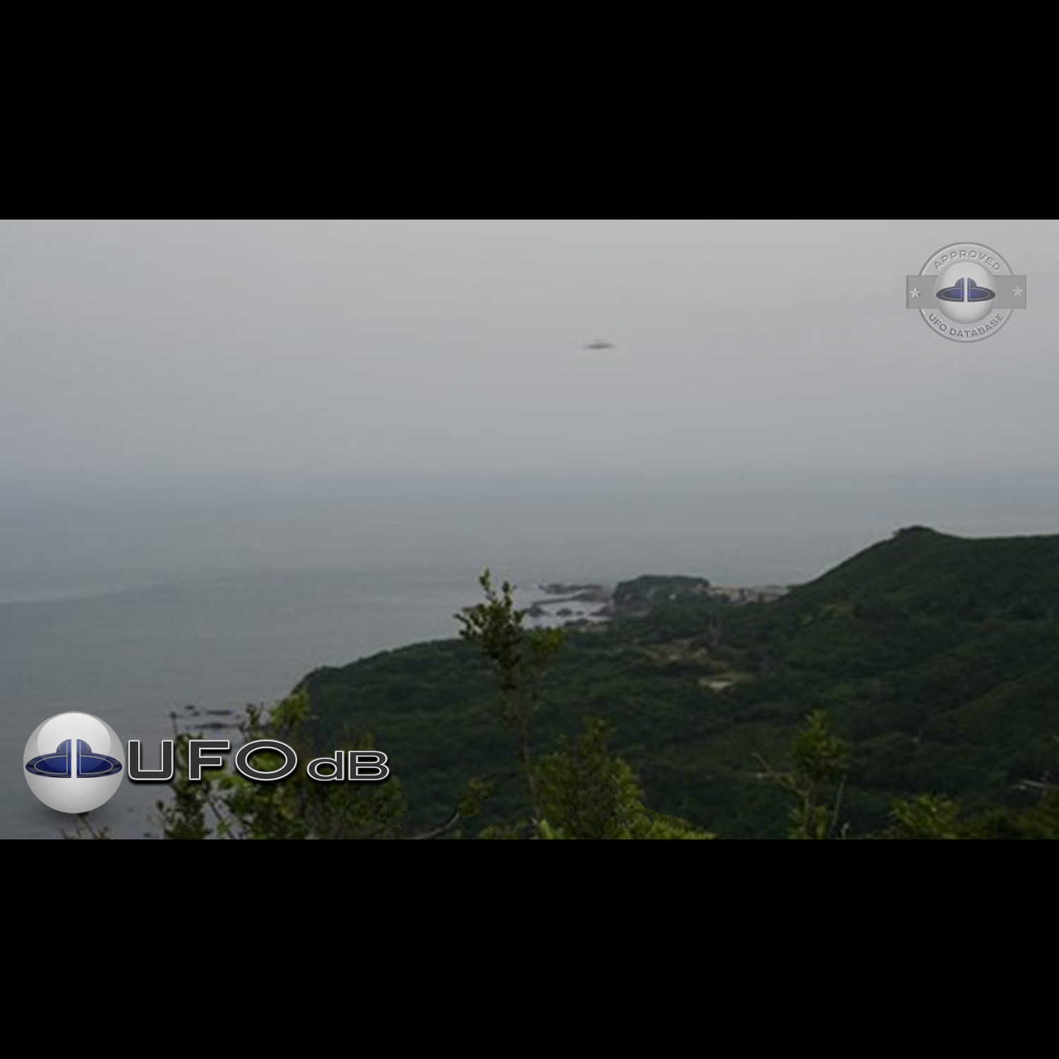 Ise Shima National Park UFO picture | Kansai, Japan | July 12 2009 UFO Picture #236-1