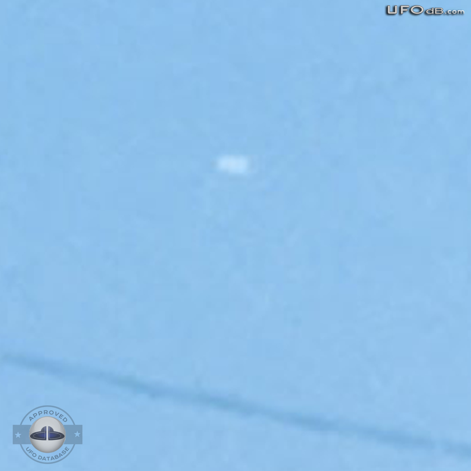 Rare Event | A UFO Picture taken in Albania | September 5 2010 UFO Picture #242-4