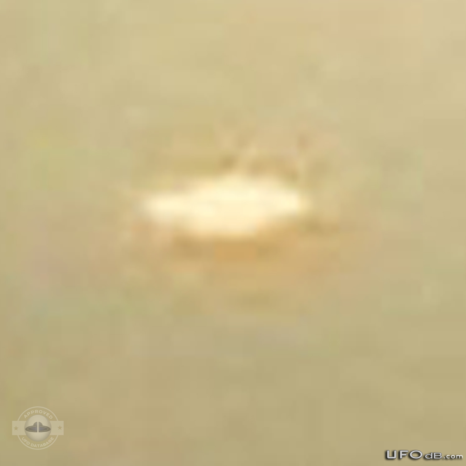 Sunrise reveals a fleet of cloaked UFOs in Chiba, Japan | January 2011 UFO Picture #244-5