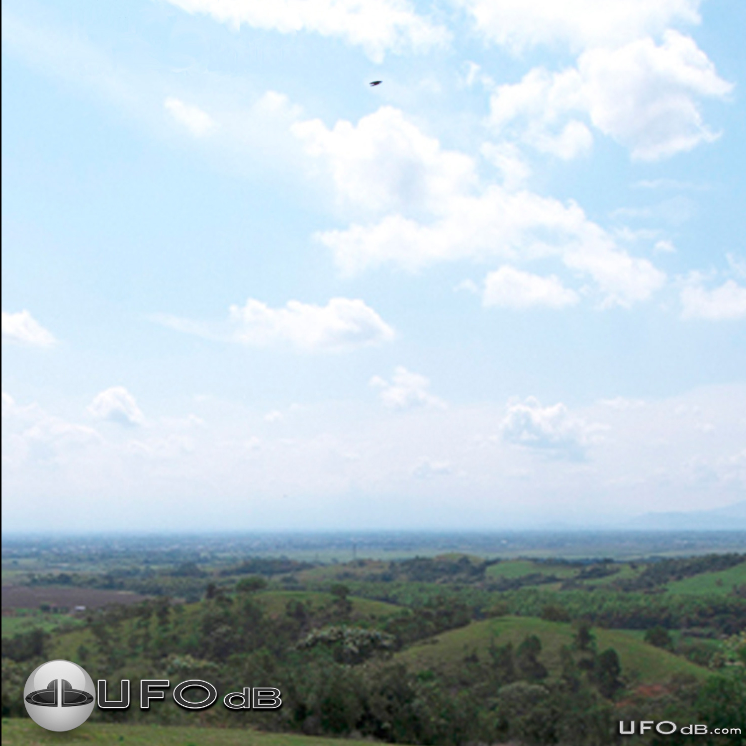 Black Boomerang UFO in the Mountains in Cali, Colombia | January 2011 UFO Picture #245-1