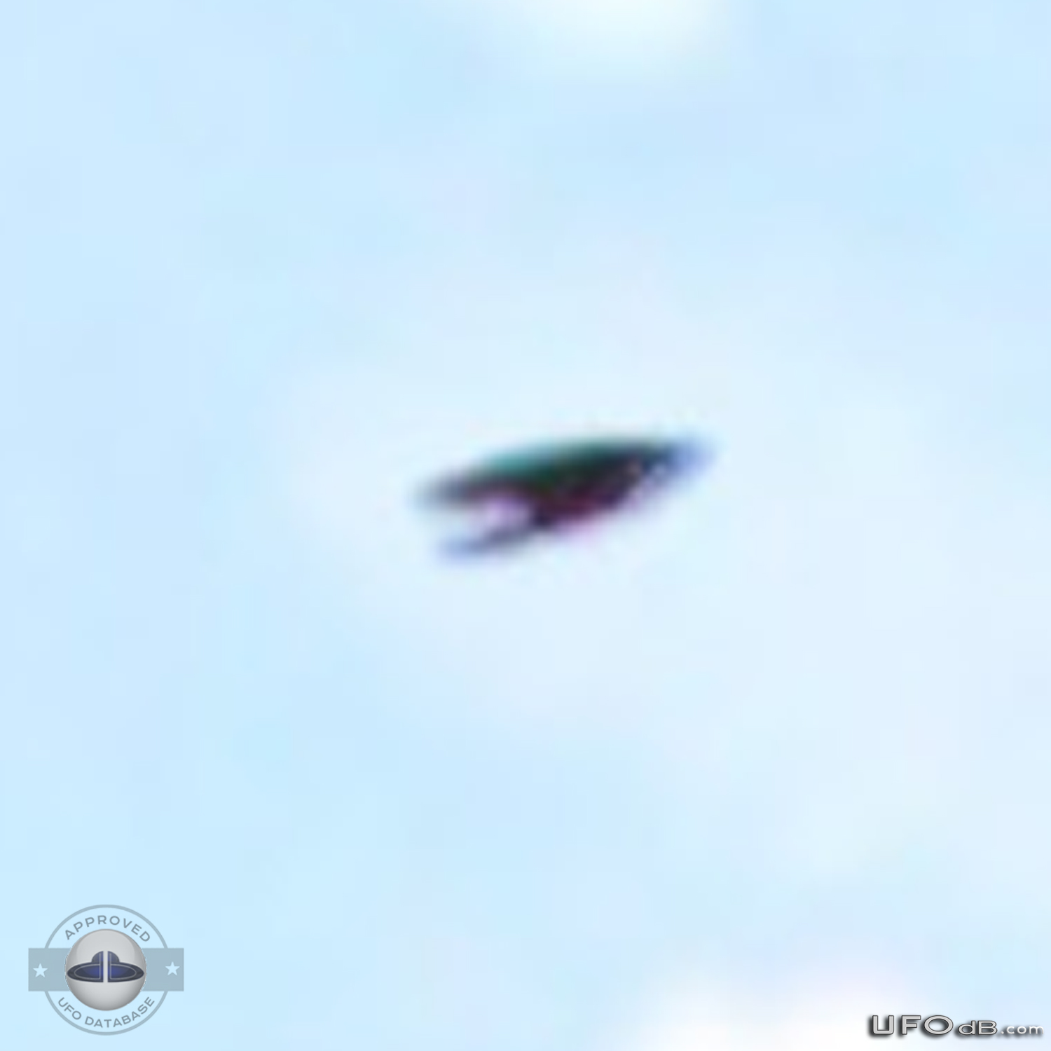 Black Boomerang UFO in the Mountains in Cali, Colombia | January 2011 UFO Picture #245-4