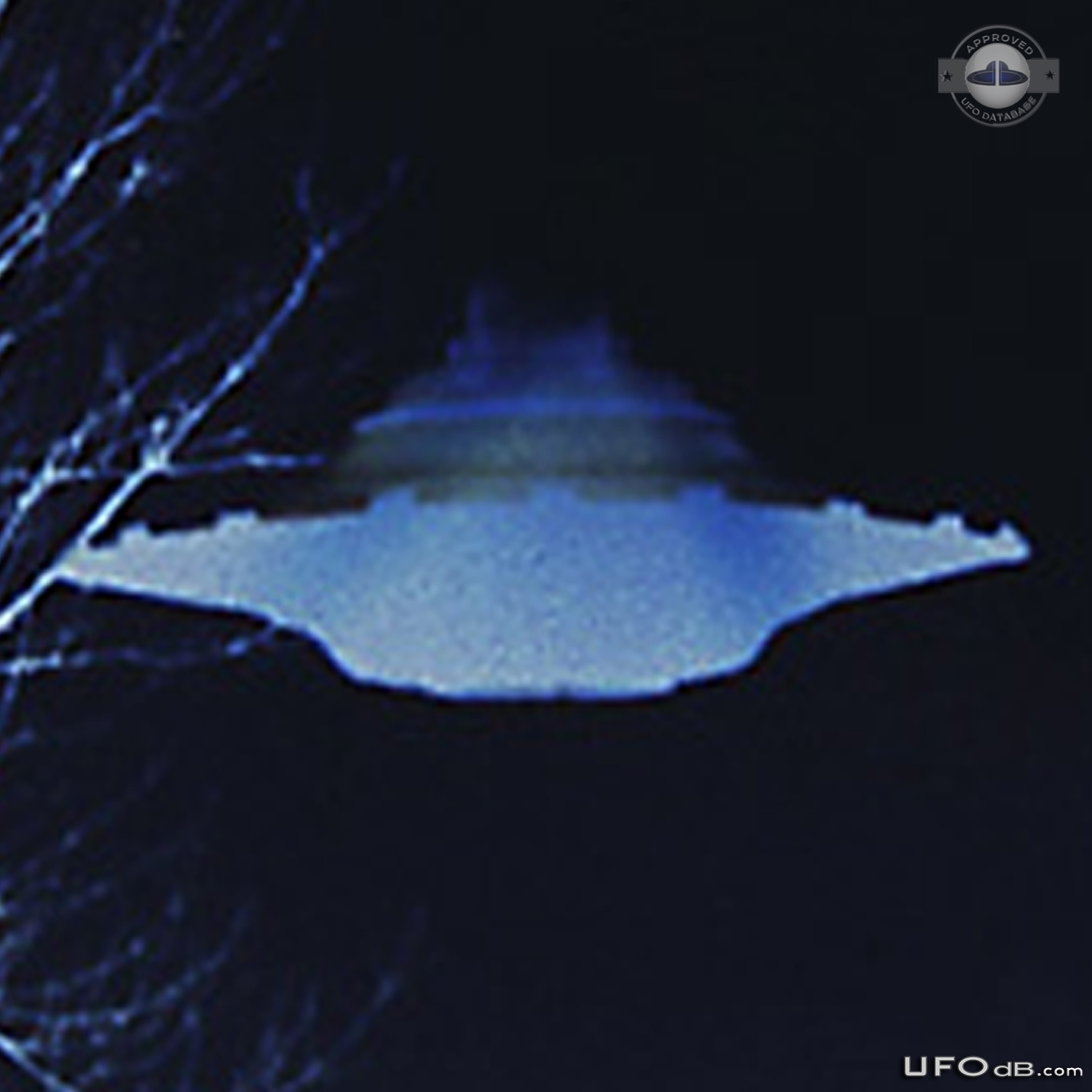 Alien of Pleiadian race driving a UFO | Billy Meier | Switzerland 1976 UFO Picture #256-8