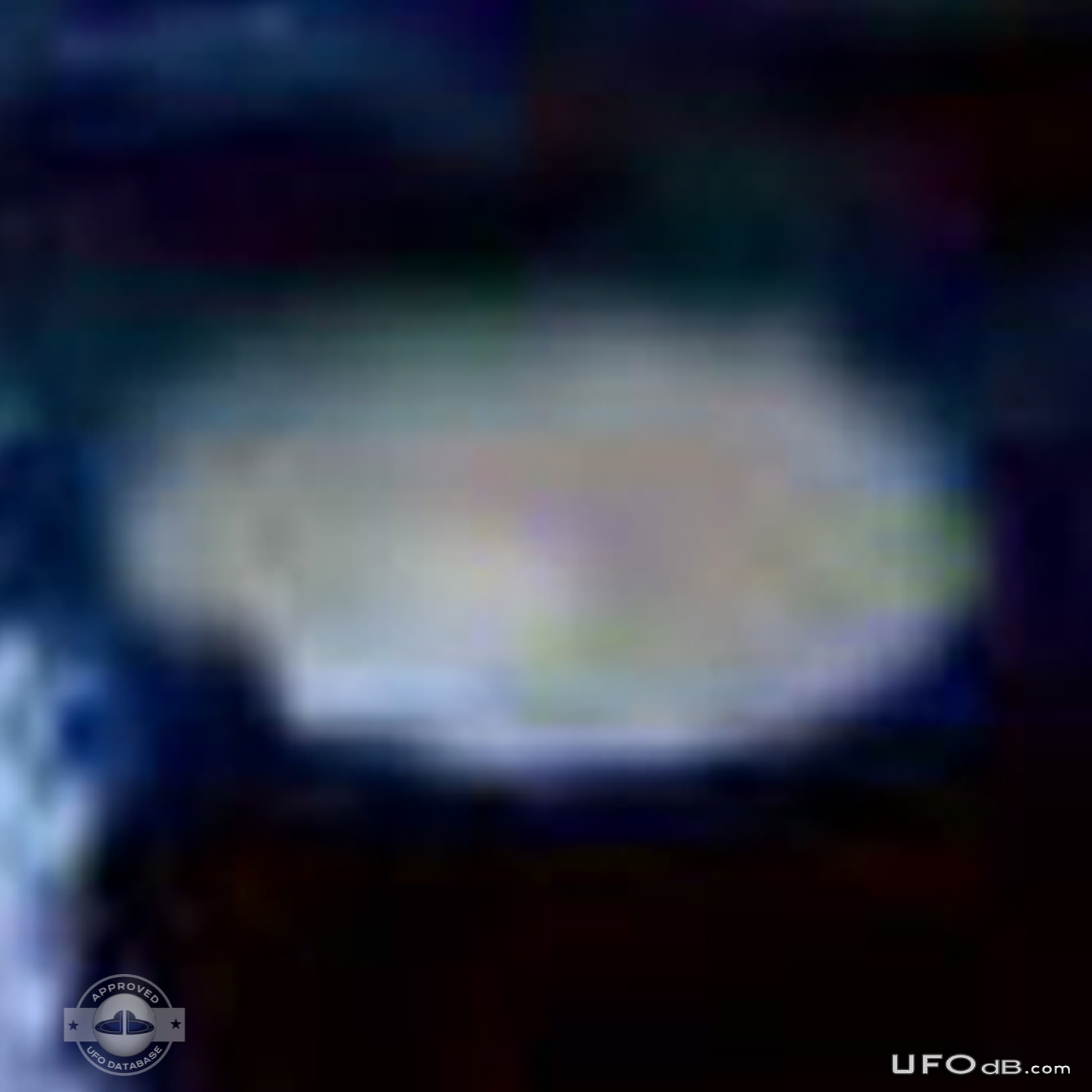 Car driver captures very fast UFO on picture | Michigan | April 8 2011 UFO Picture #264-7