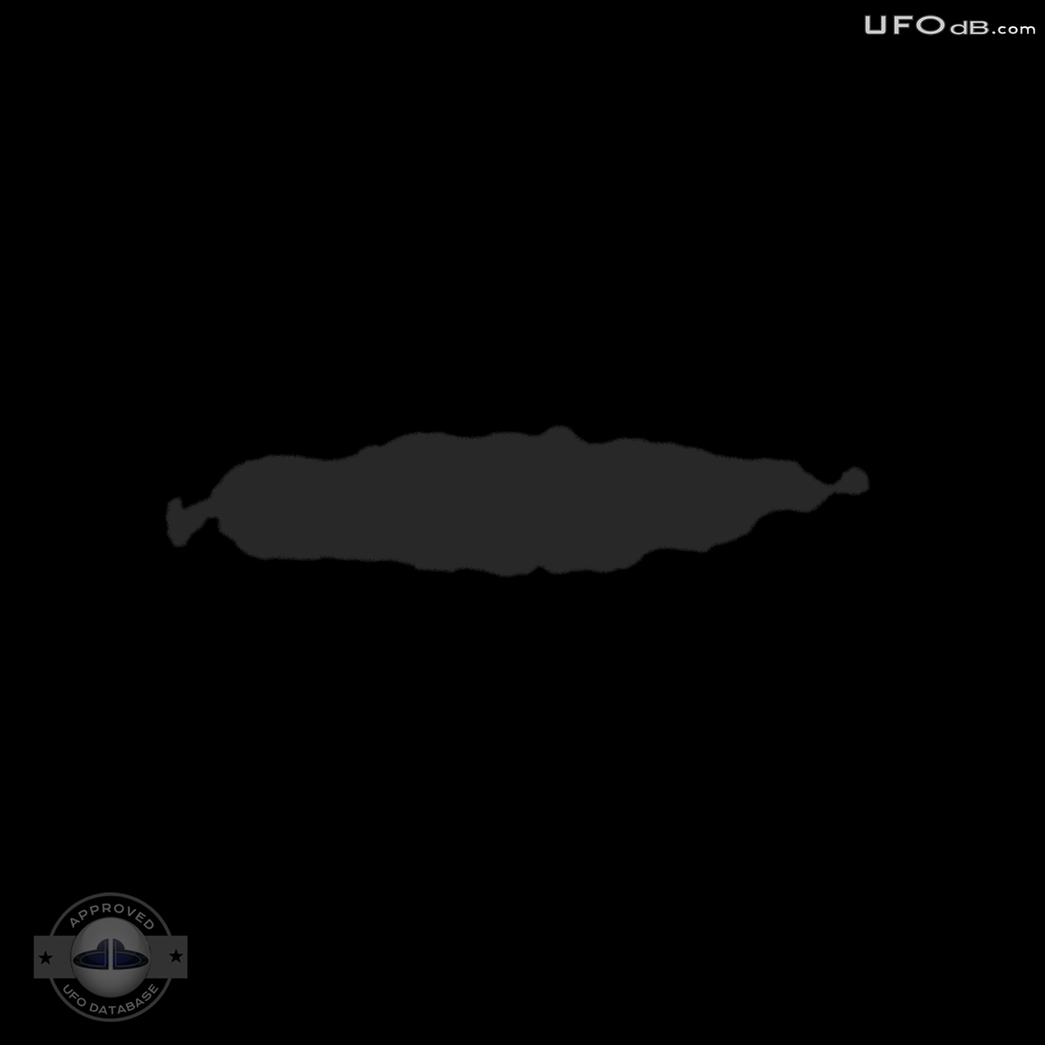 Lake Wosley Fisherman get a fast UFO on picture | Ontario, Canada 2011 UFO Picture #276-6