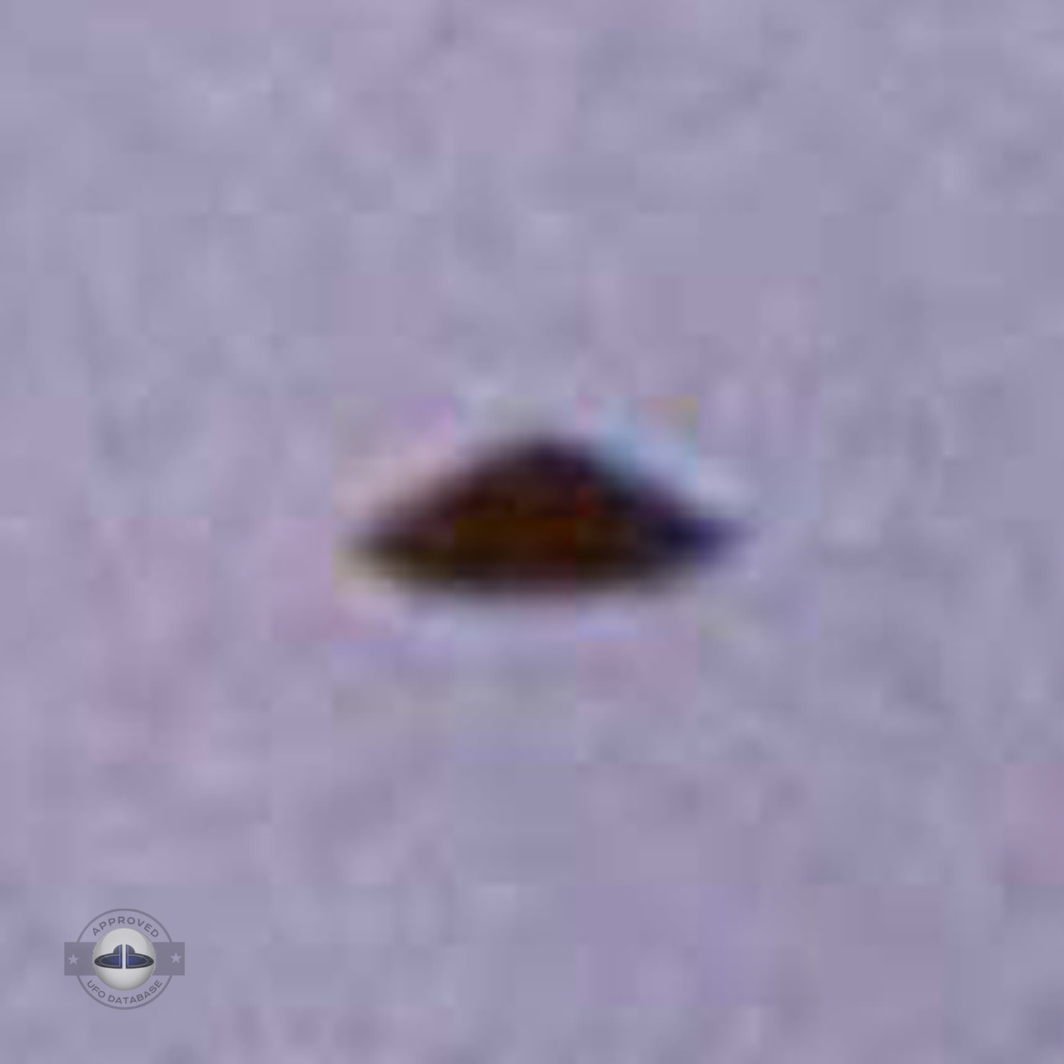 UFO seen over a roof of a house in Puerto Madryn in Argentina 1975 UFO Picture #28-4