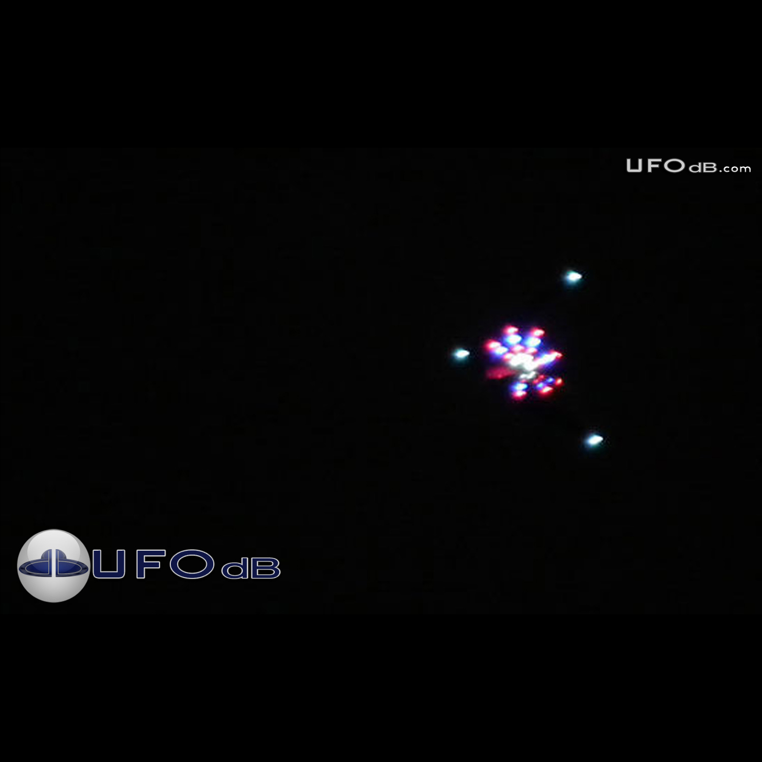 Mr. Shaw photograph a Triangular UFO formation - China - April 30 2011 UFO Picture #281-1