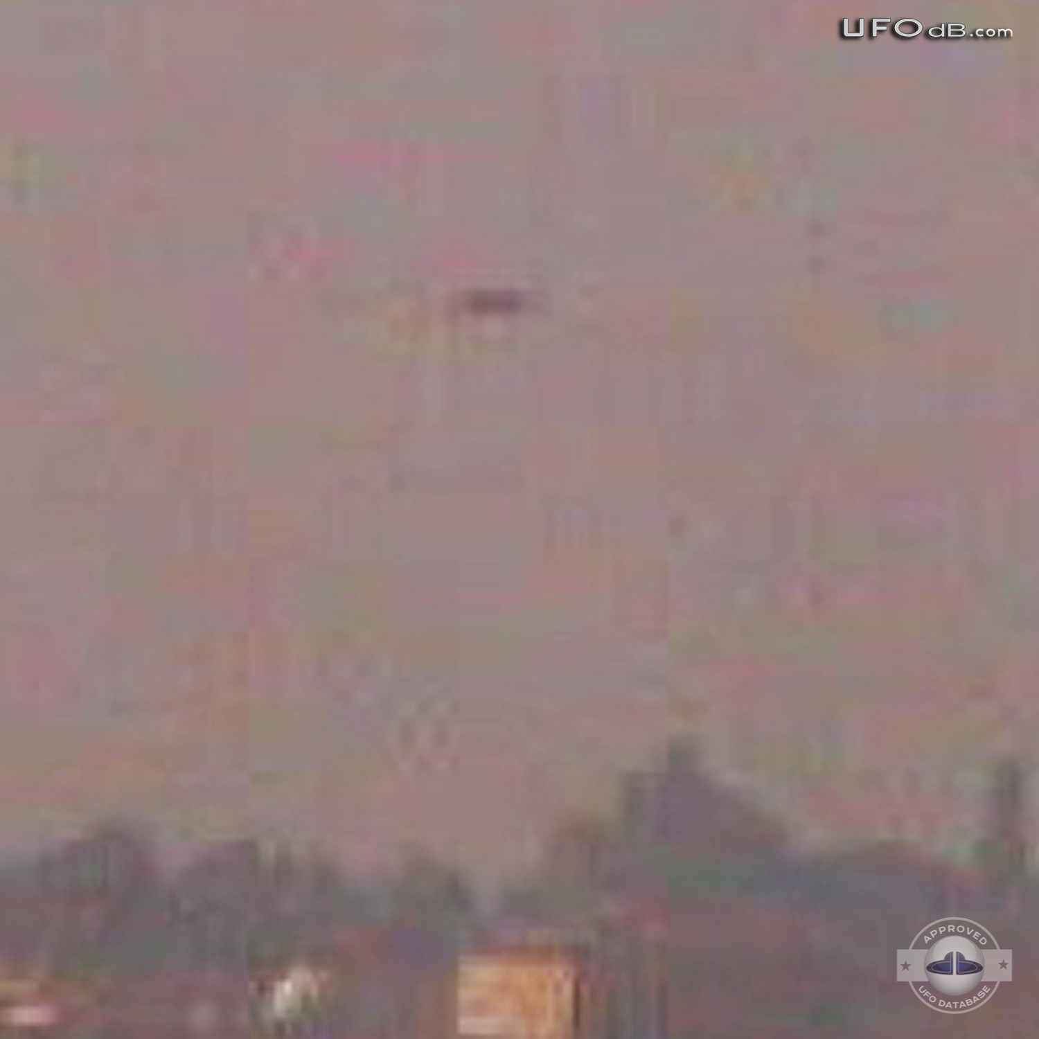 Live cam capture picture of UFO over Vatican city | Italy | May 6 2011 UFO Picture #285-3